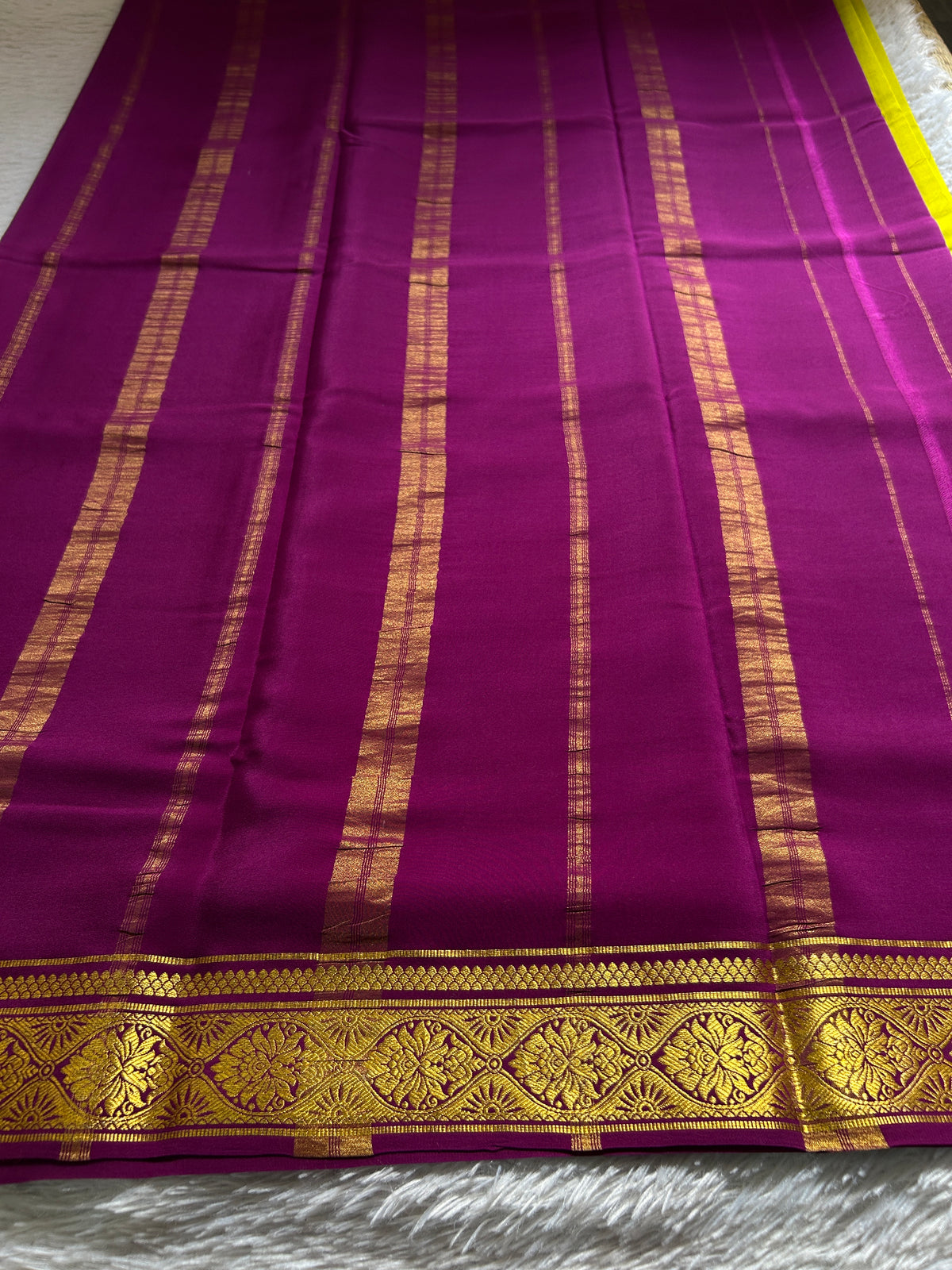 Sukanya (2D) : Olive-magenta