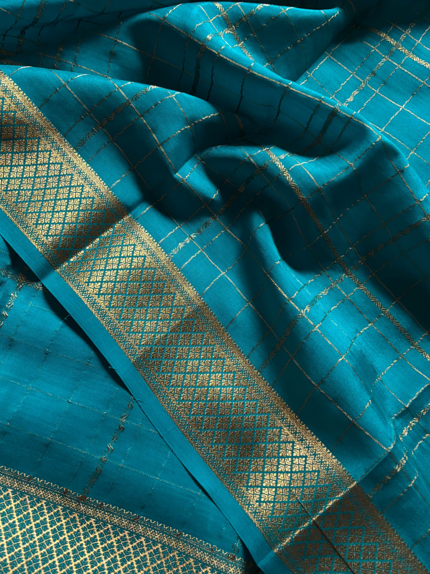 Sushma : Solid Ananda blue