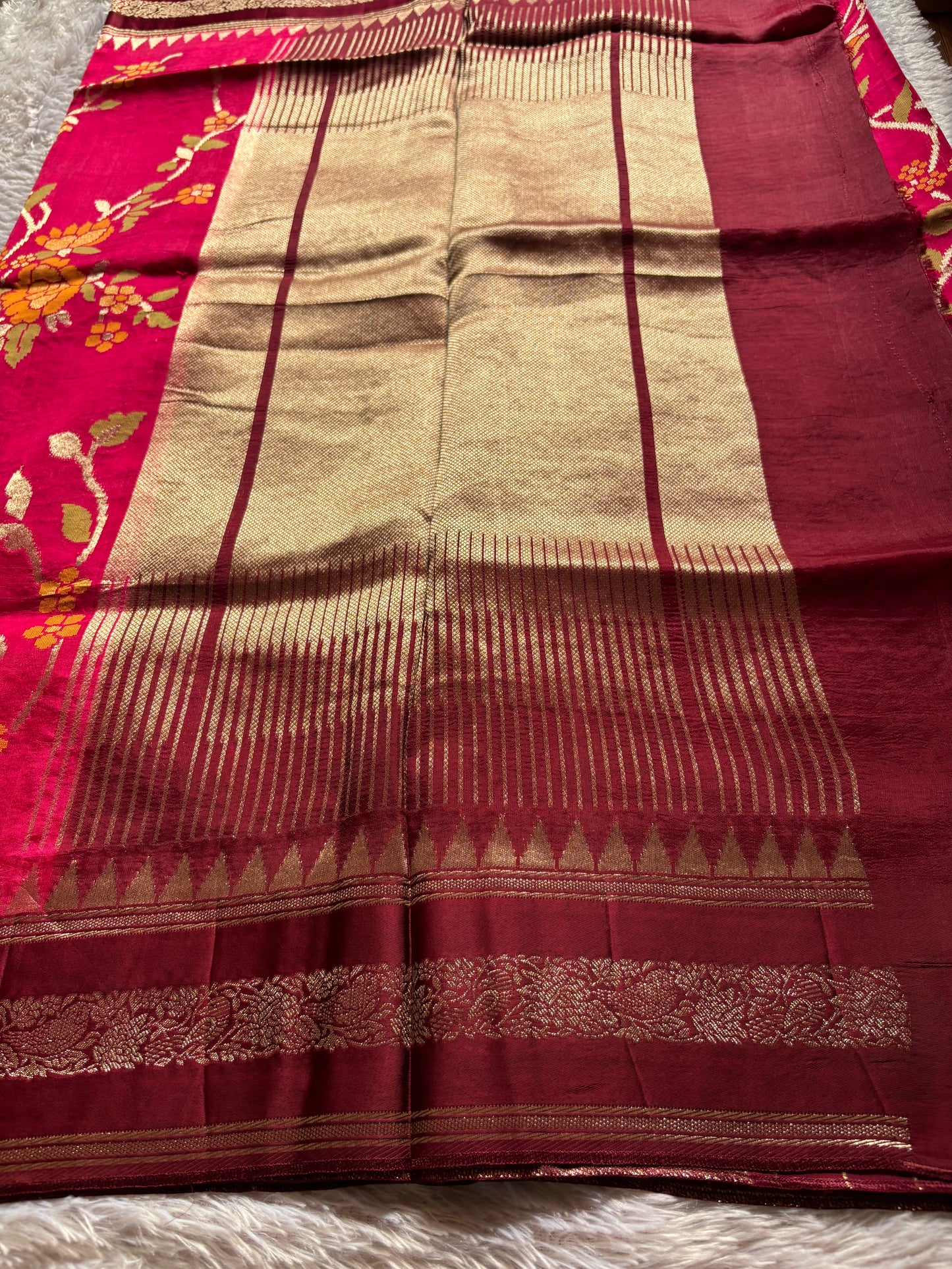 SS134 (2D) : Rani pink-maroon