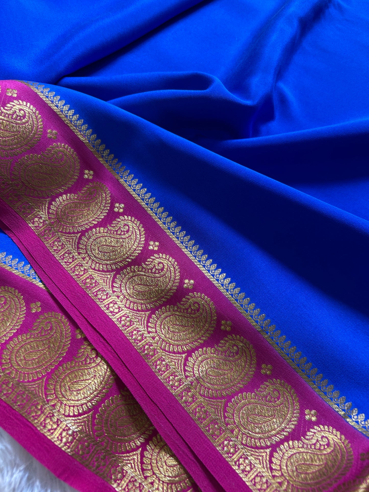 Malini (2D) : Royal blue-magenta