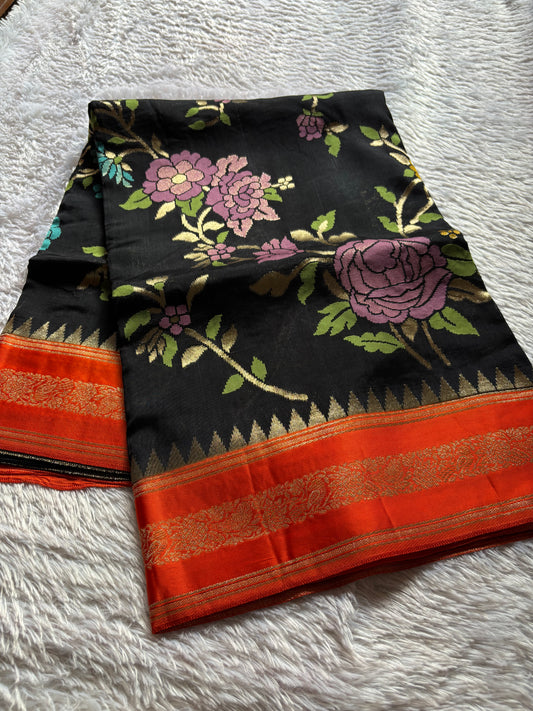 SS134 (2D) : Black-orange
