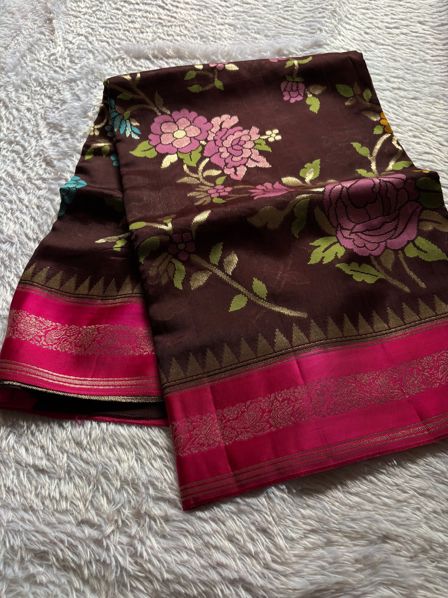 SS134 (2D) : Chocolate brown-rani pink