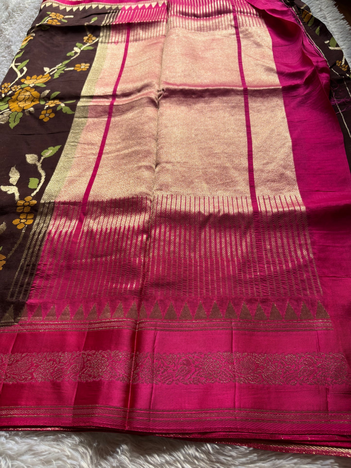 SS134 (2D) : Chocolate brown-rani pink