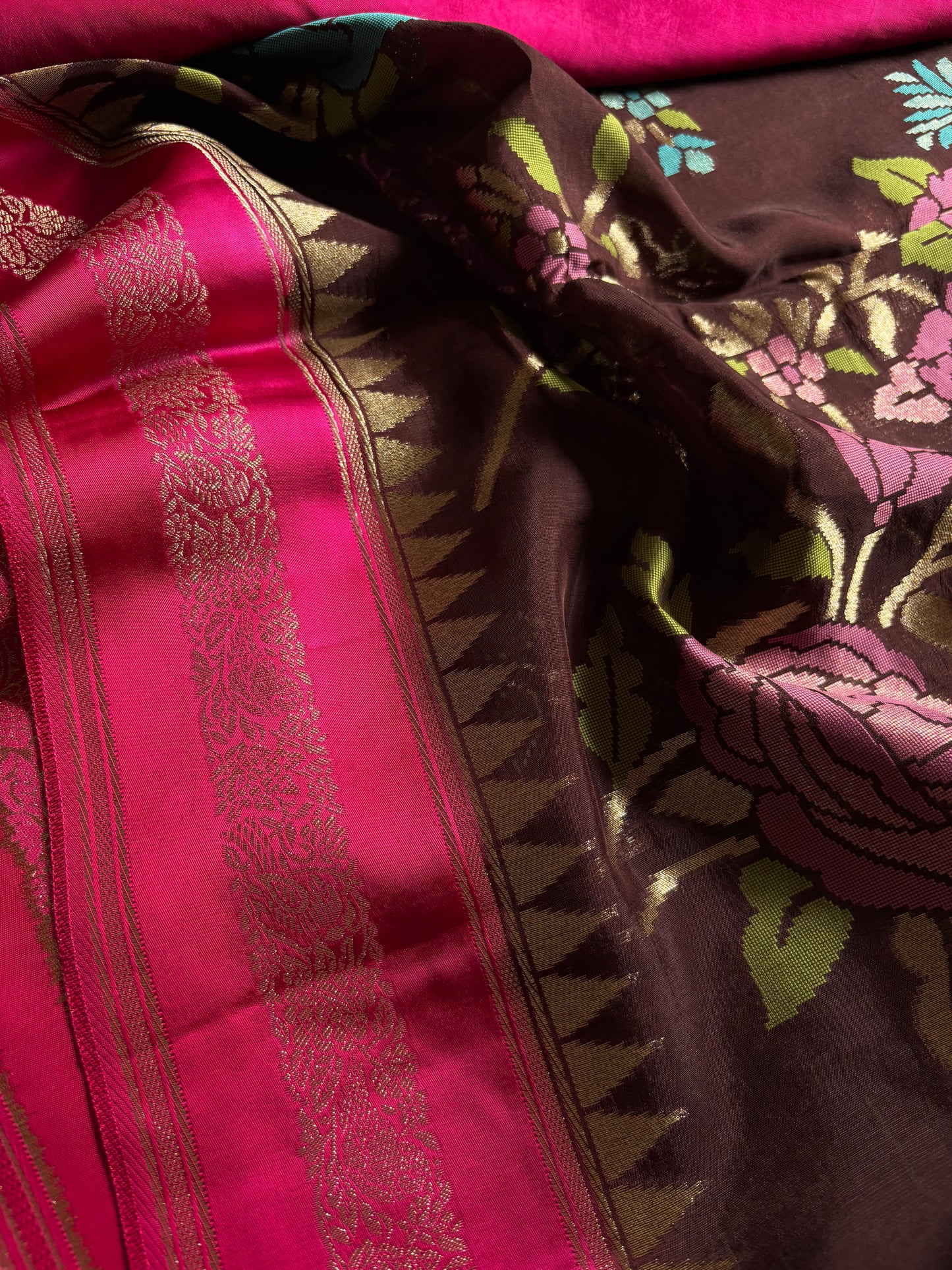 SS134 (2D) : Chocolate brown-rani pink