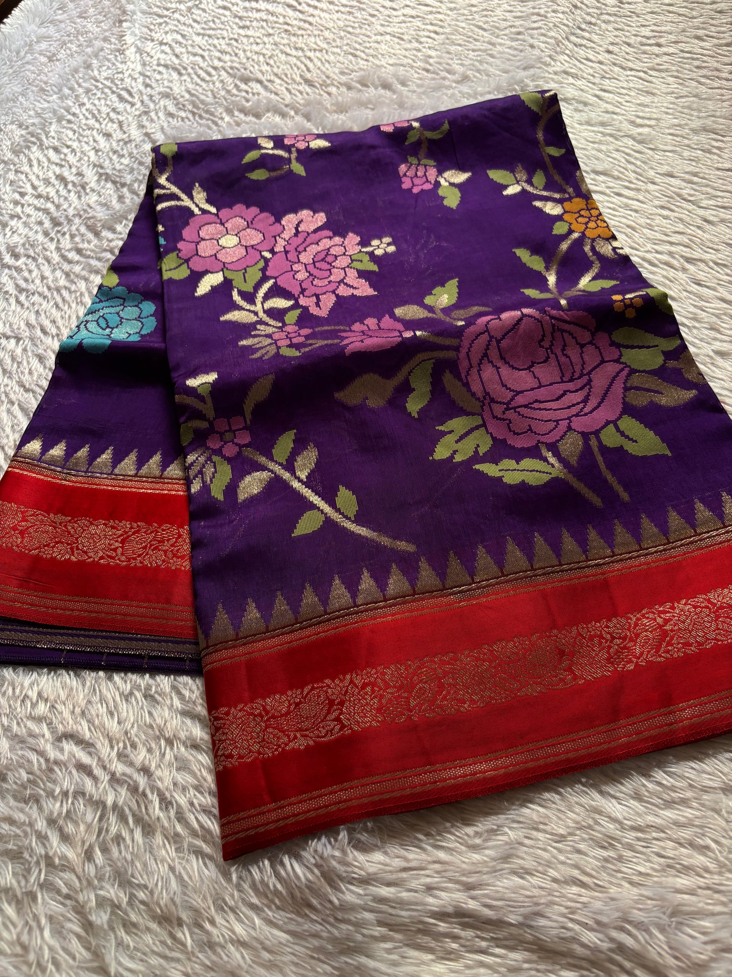 SS134 (2D) : Purple-red