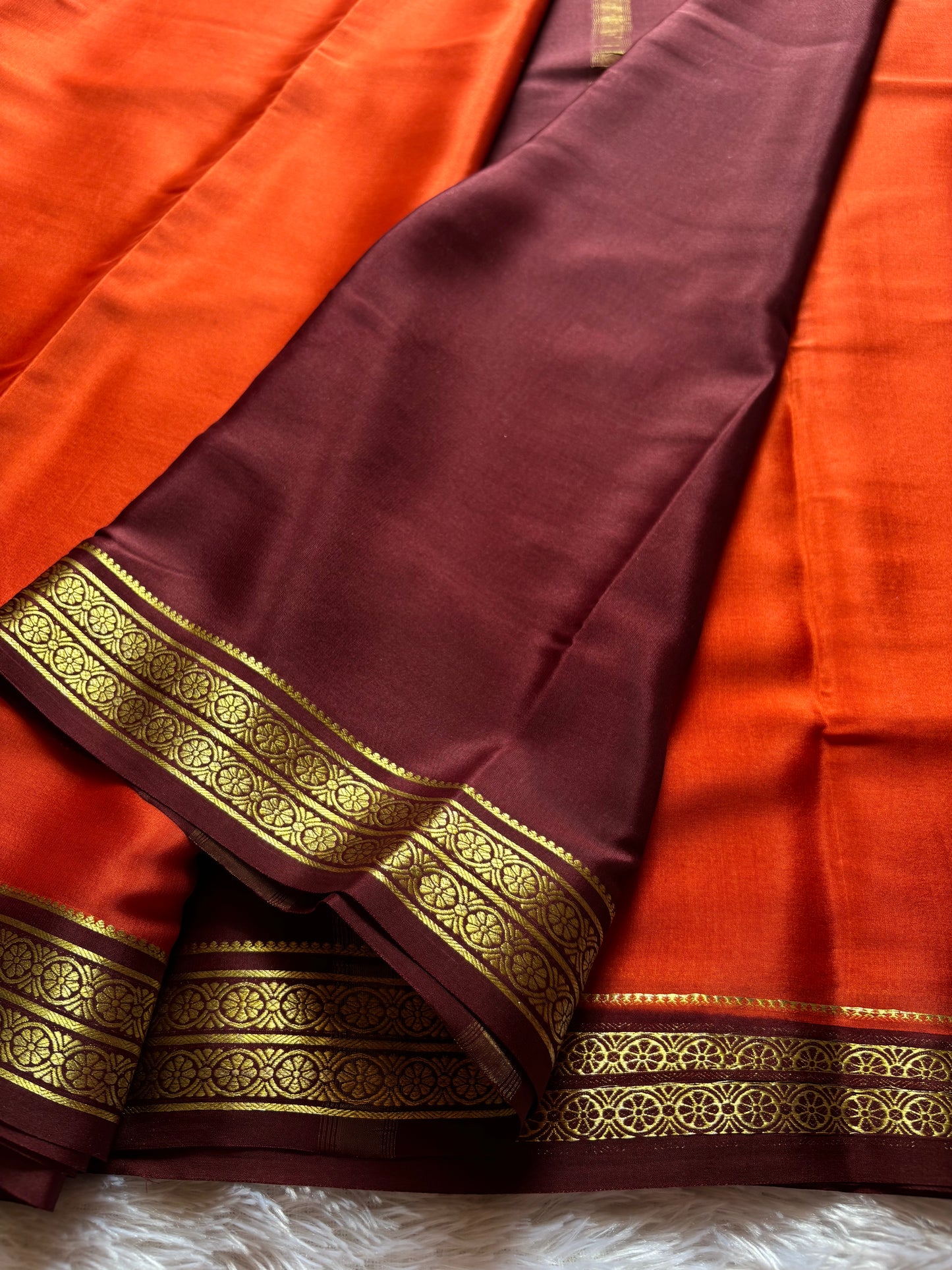 Pushpavathi (2D) : Orange-chocolate brown