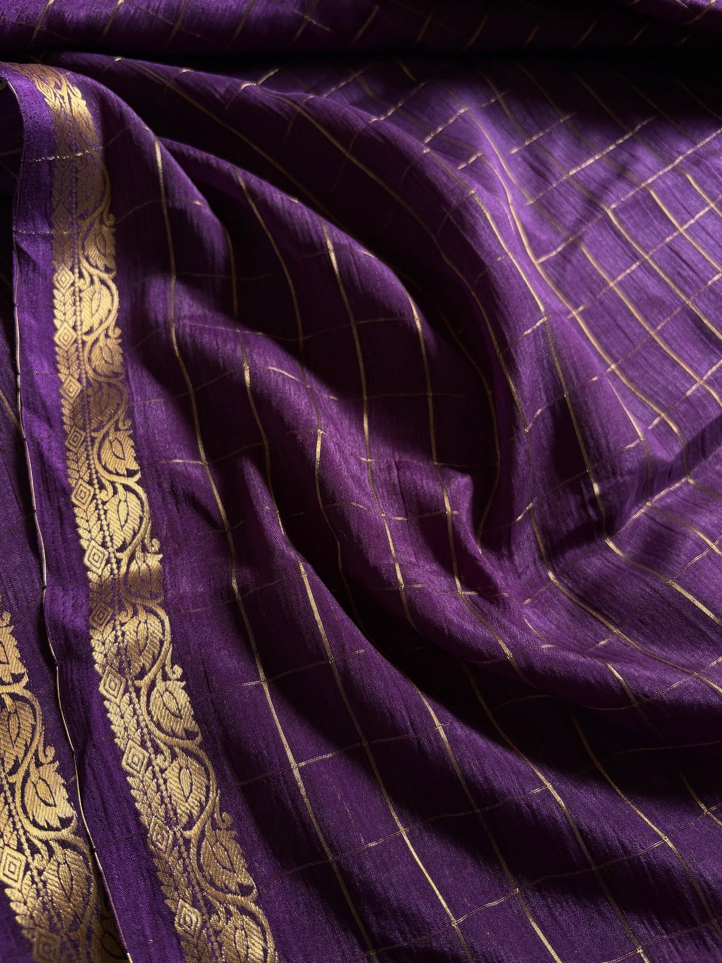 SS132 : Solid Purple
