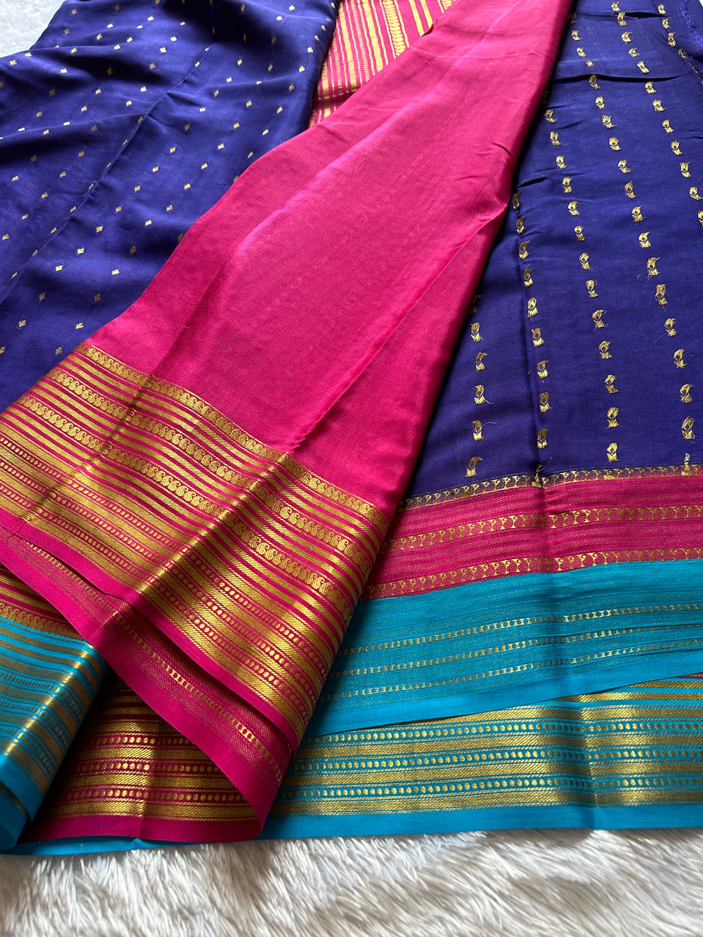 Manasa (3D) : Navy blue-pink-ananda blue