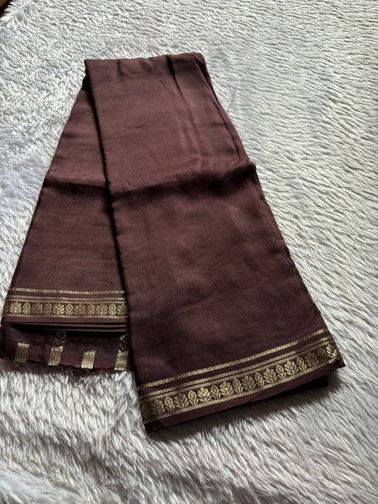 SS140 : Solid Chocolate brown