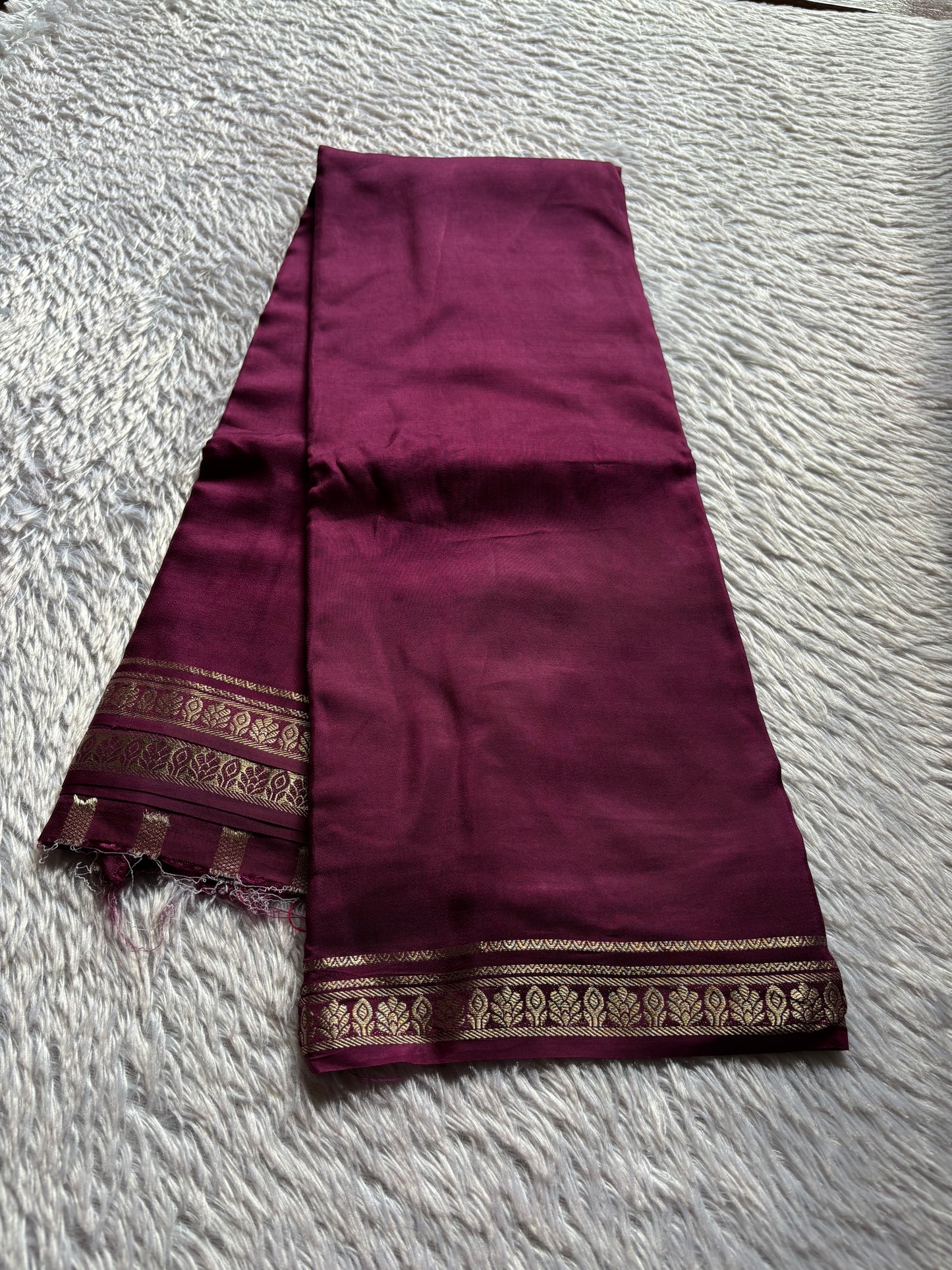 SS140 : Solid Wine