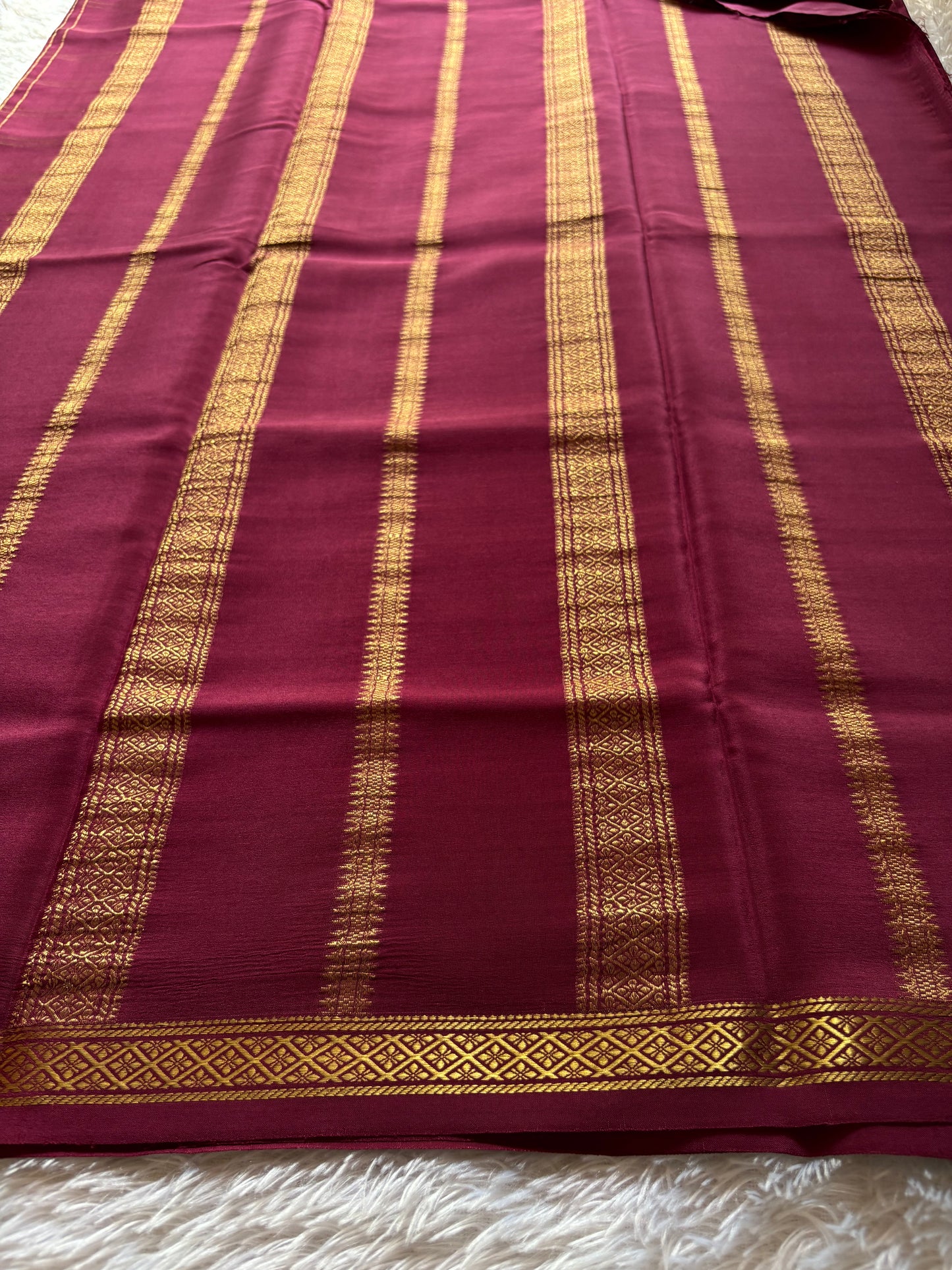 Vaibhavi : Solid Maroon