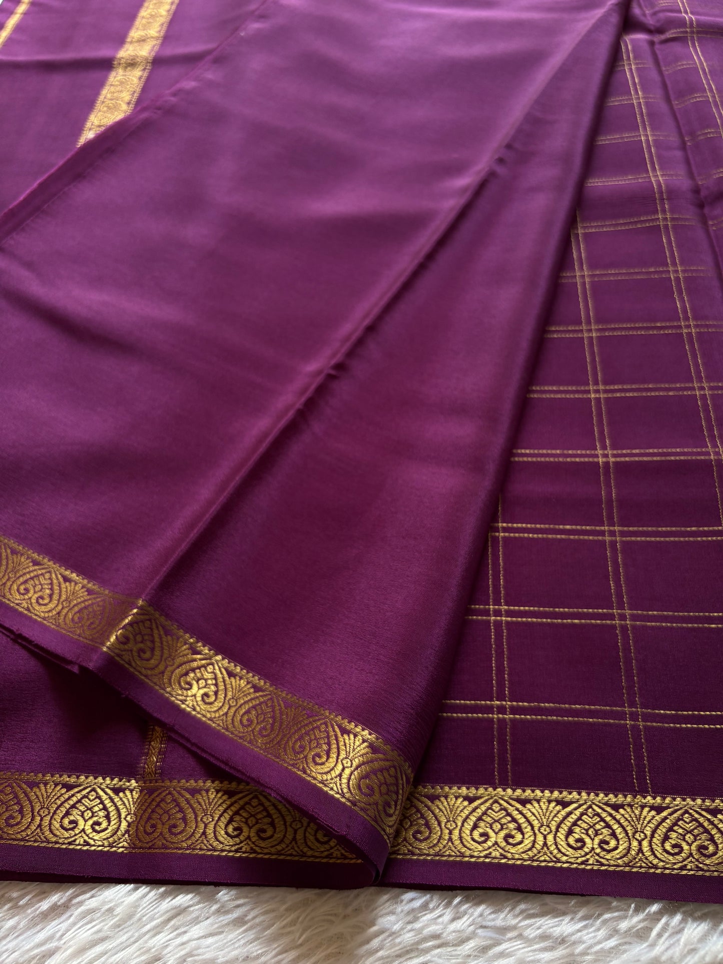 Sugandha : Solid Plum