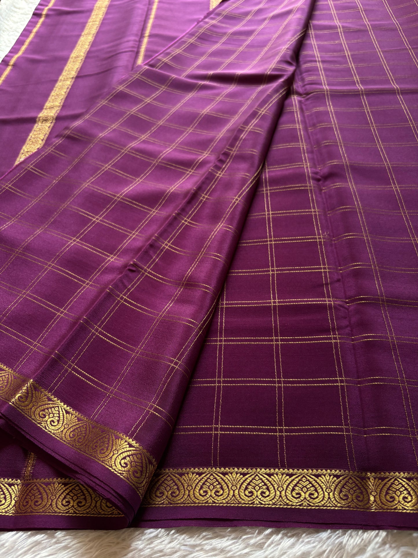 Sugandha : Solid Plum