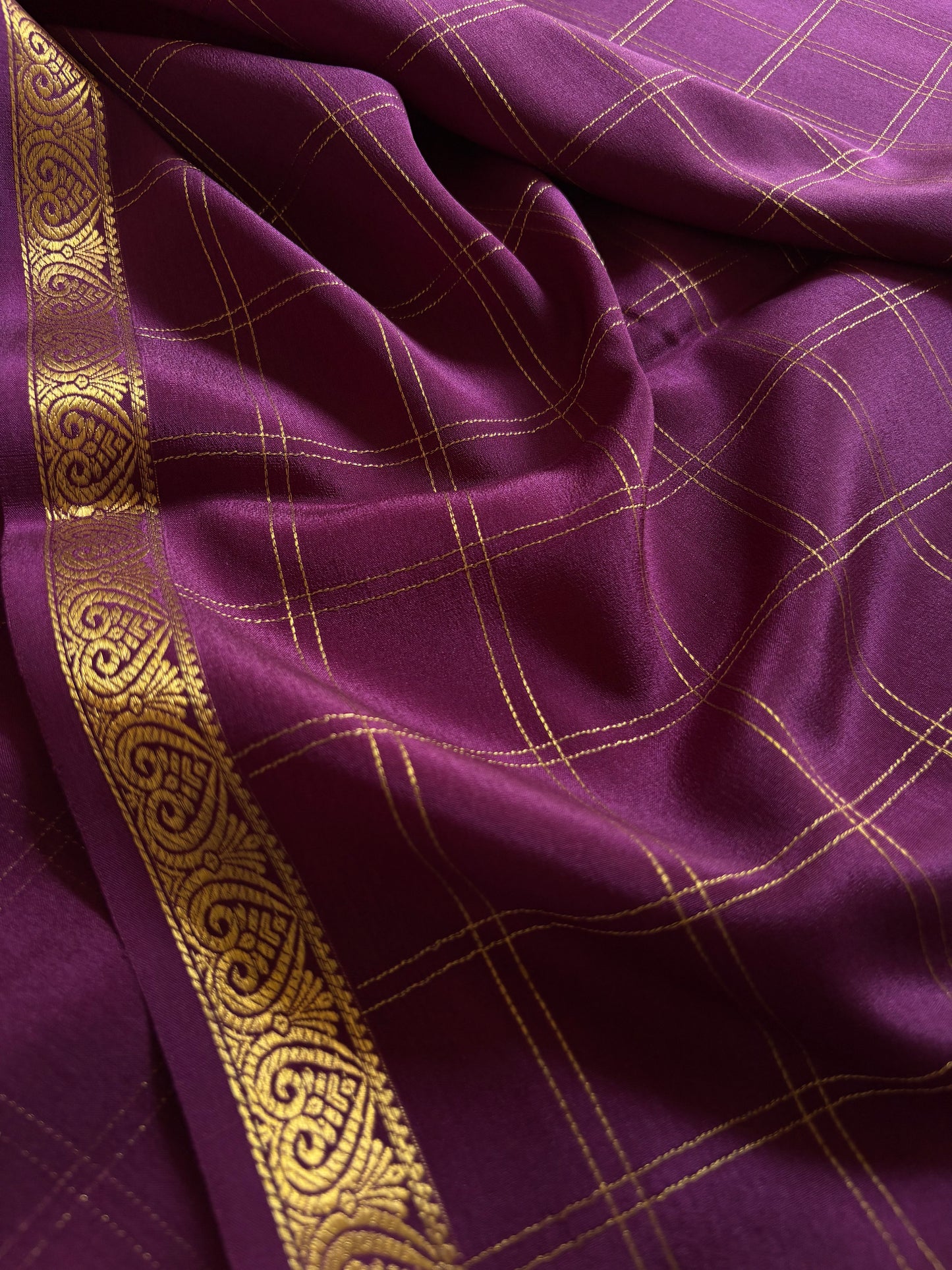 Sugandha : Solid Plum