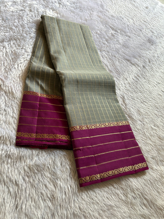 Parvathi (2D) : Grey-magenta