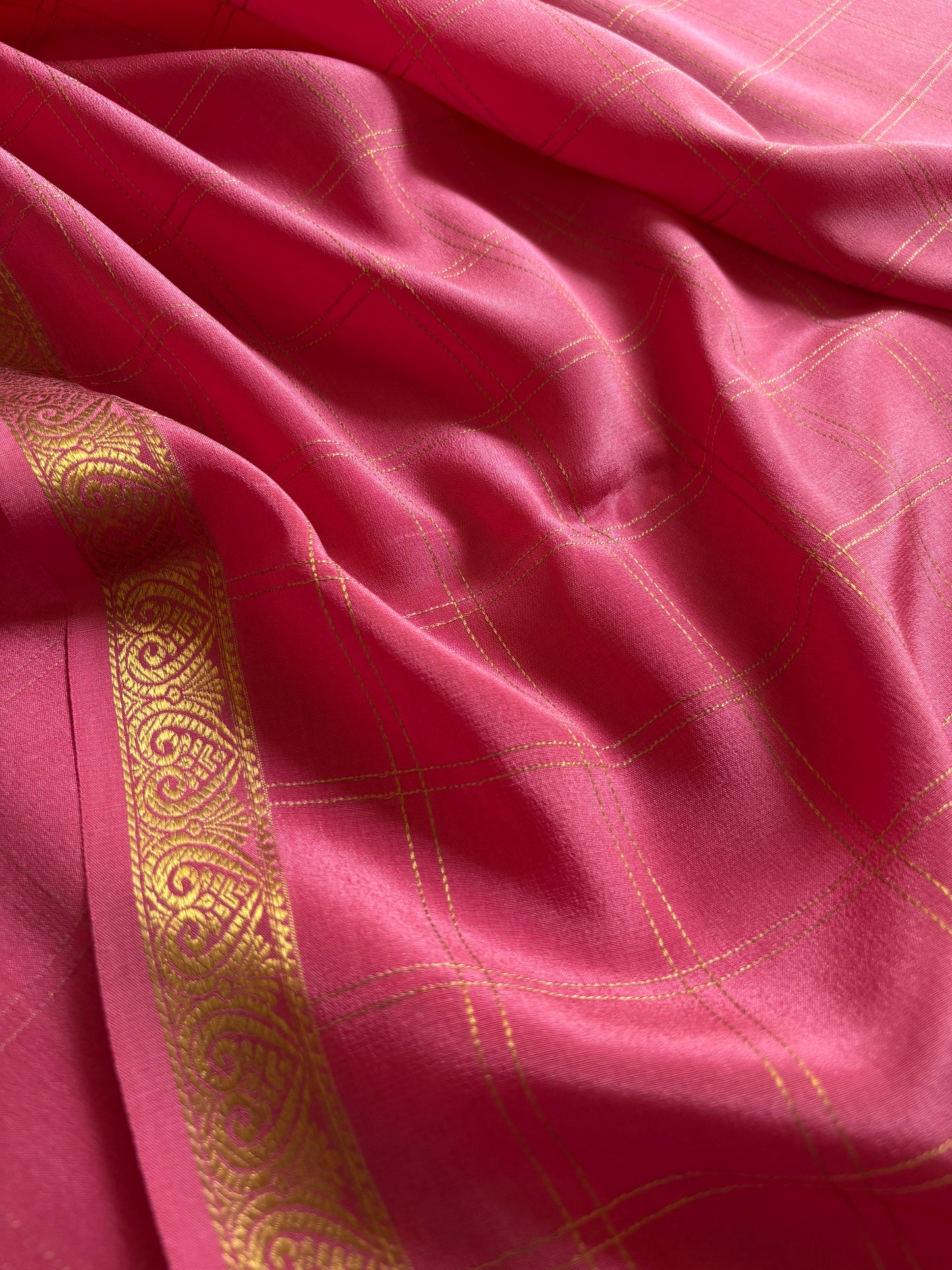 Sugandha : Solid Petal pink