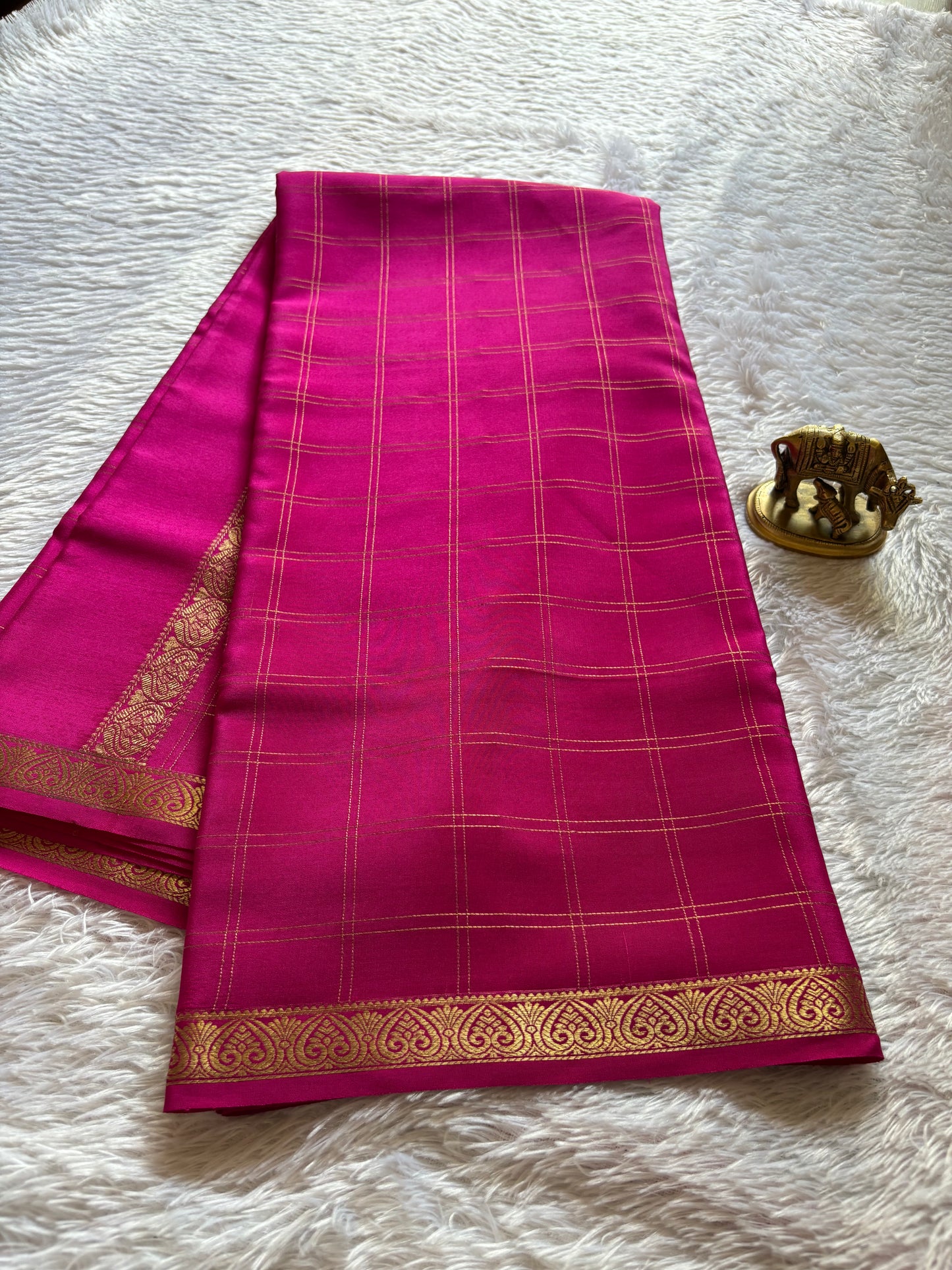 Sugandha : Solid Rani pink