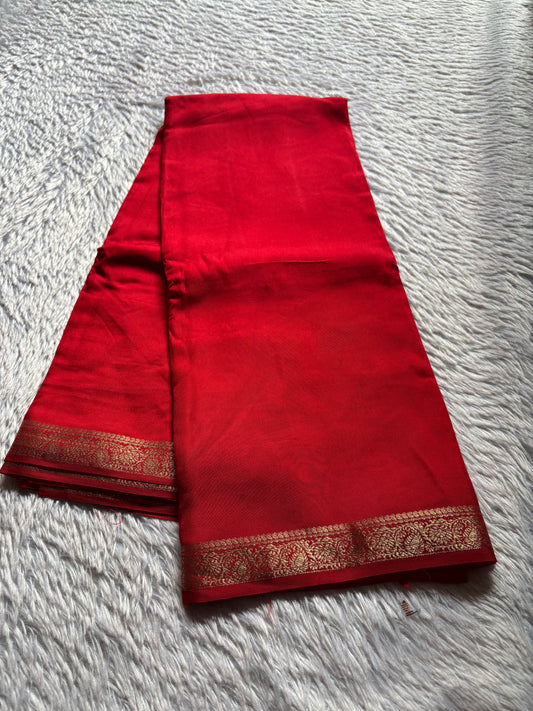 SS139 : Solid Red
