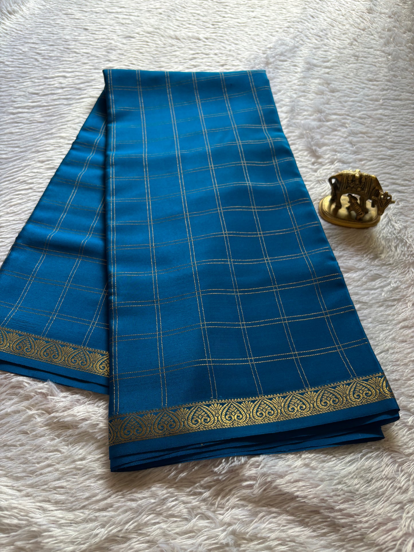 Sugandha : Solid Teal blue