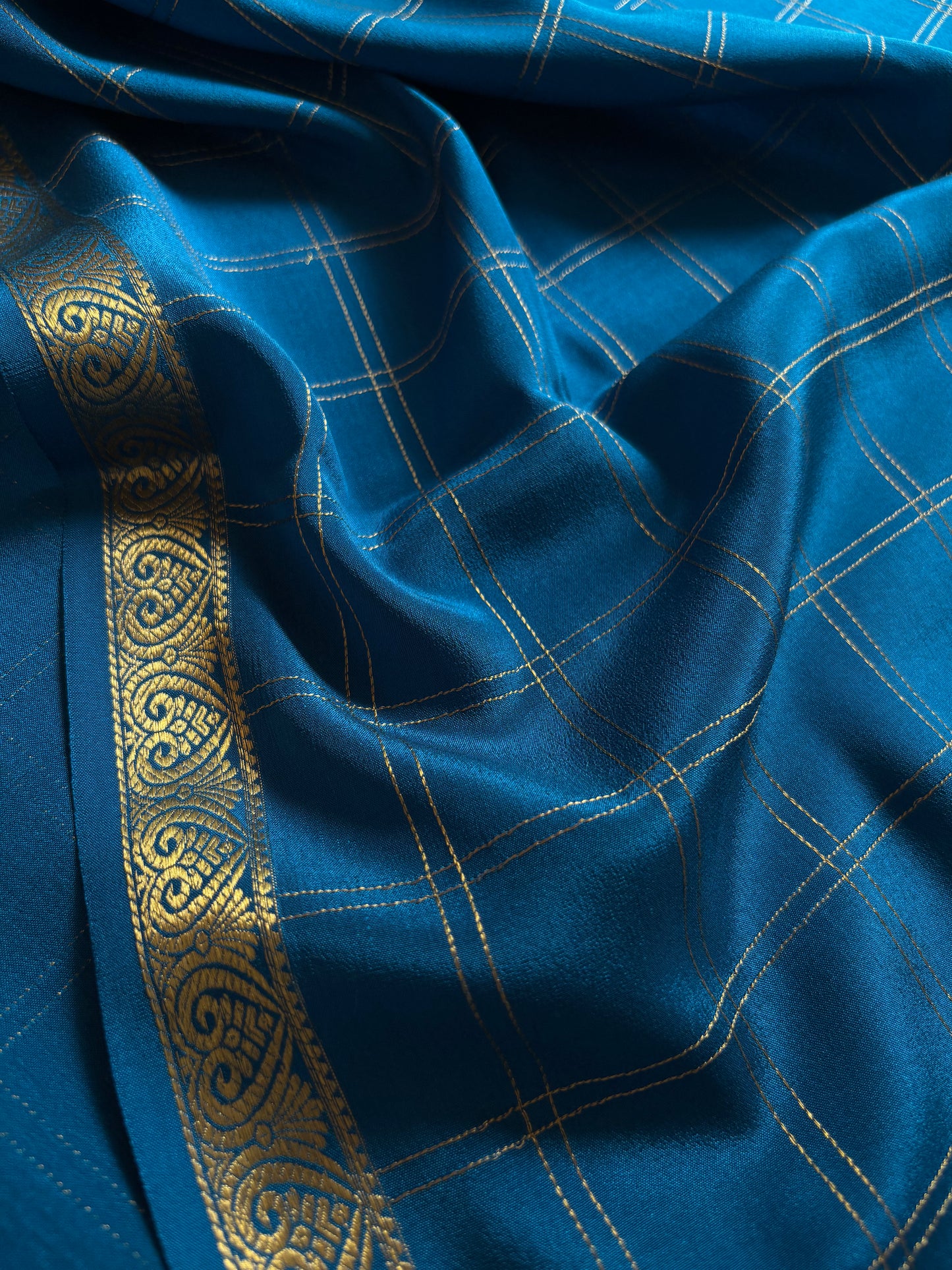 Sugandha : Solid Teal blue