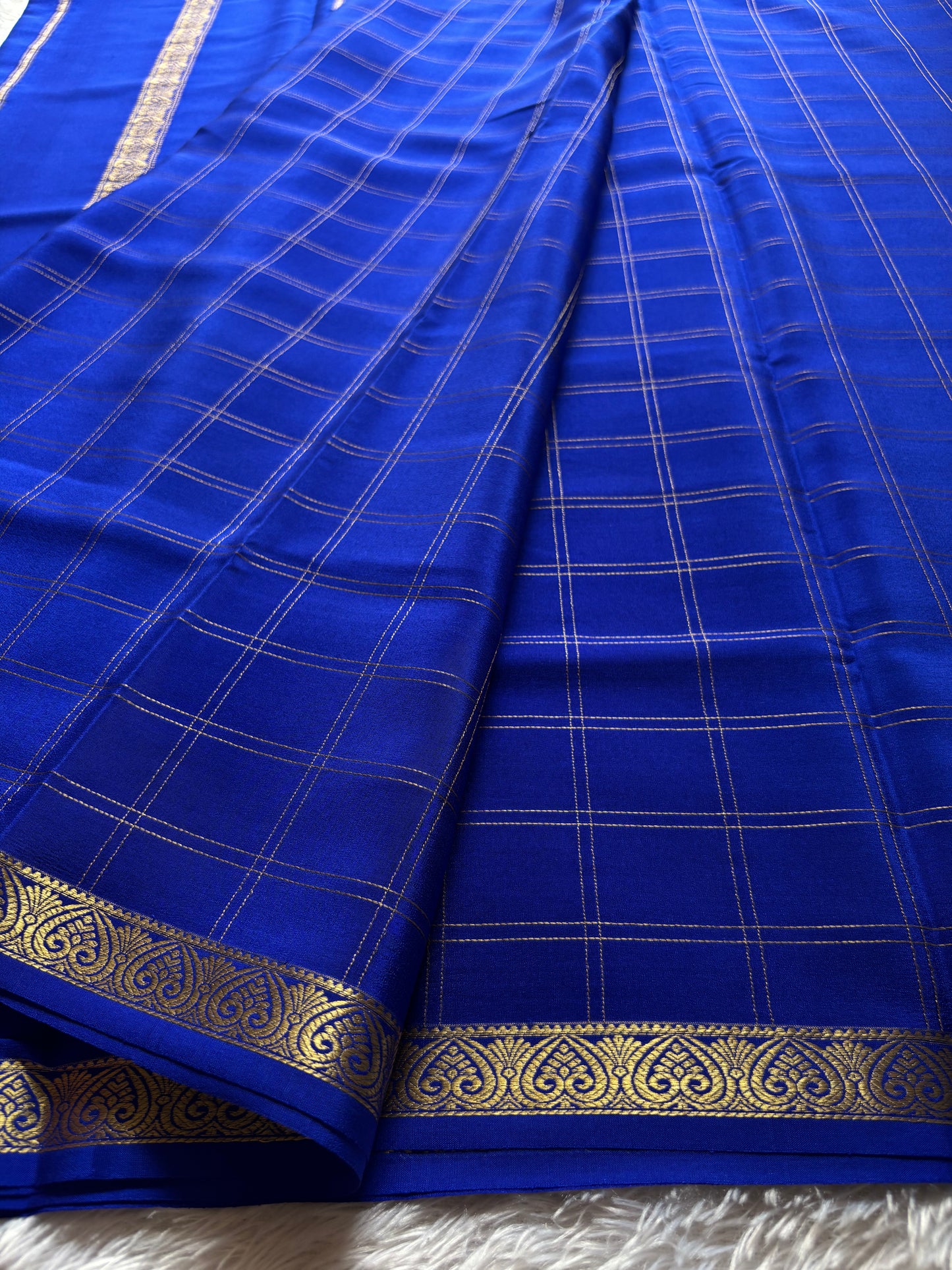 Sugandha : Solid Royal blue