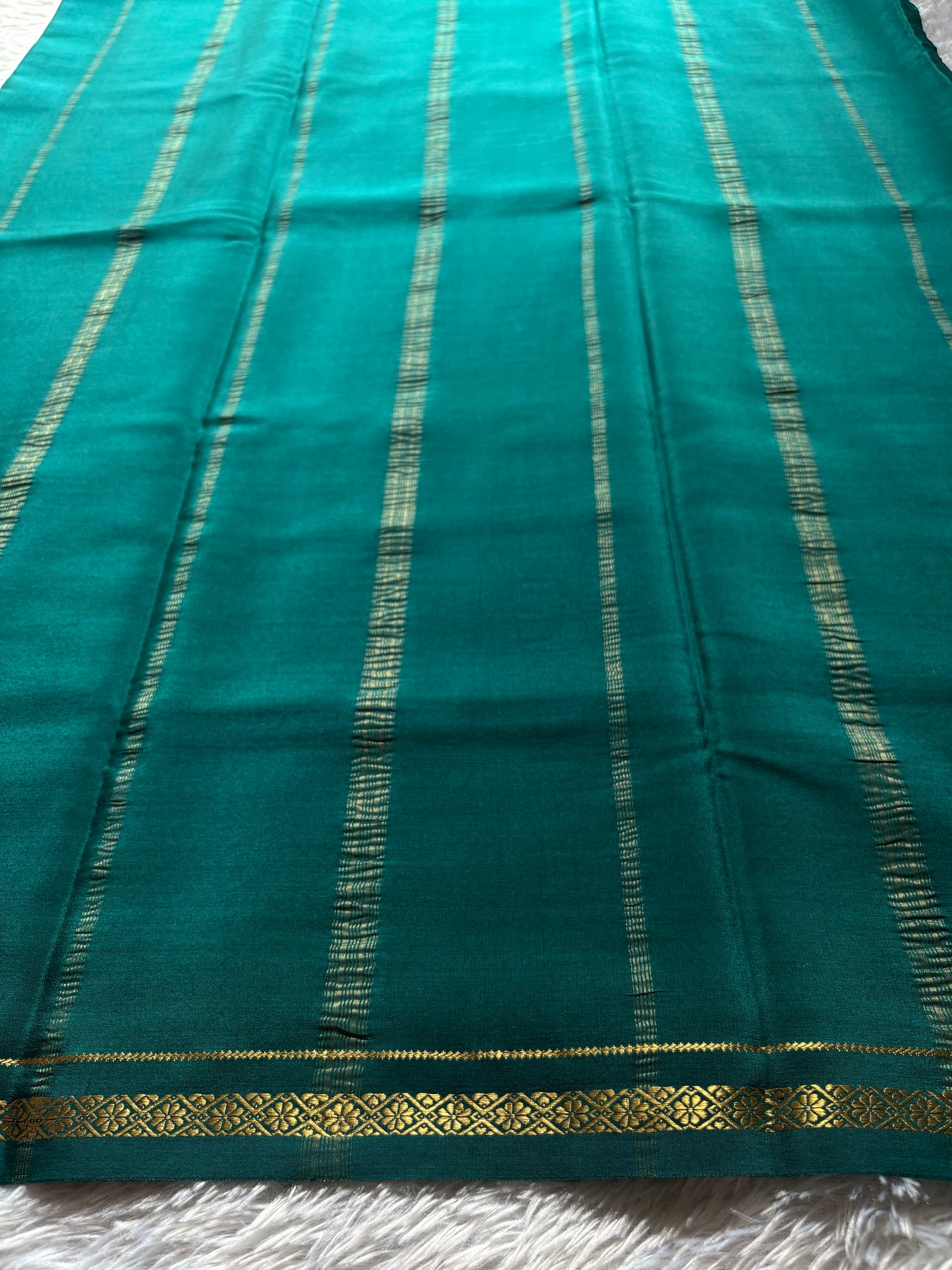 Aparanji : Solid Rama green