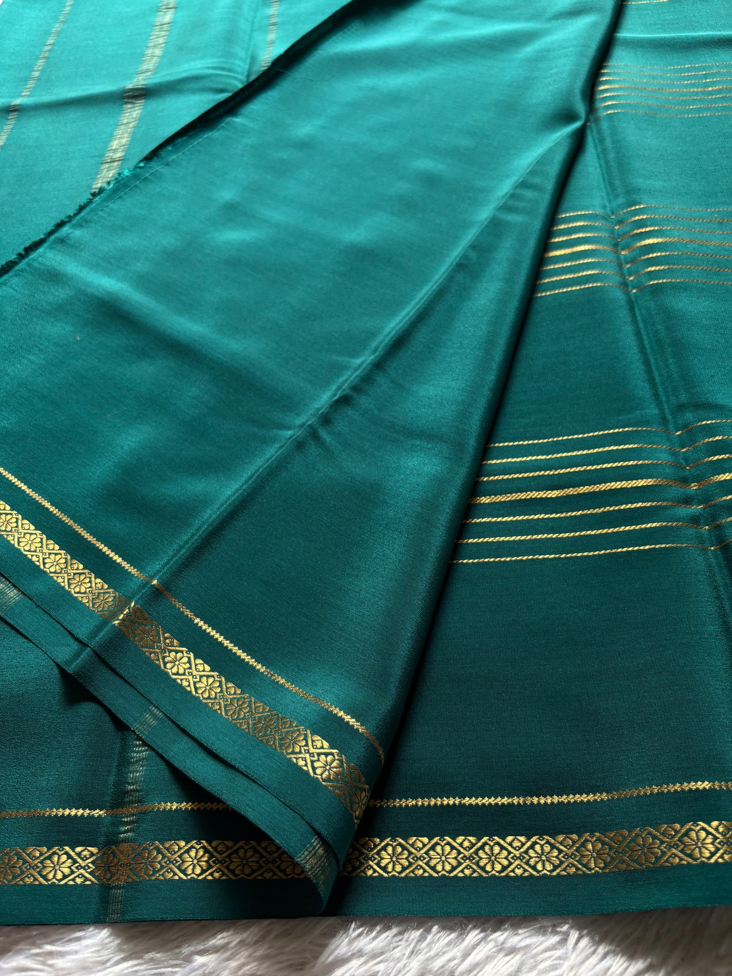 Aparanji : Solid Rama green