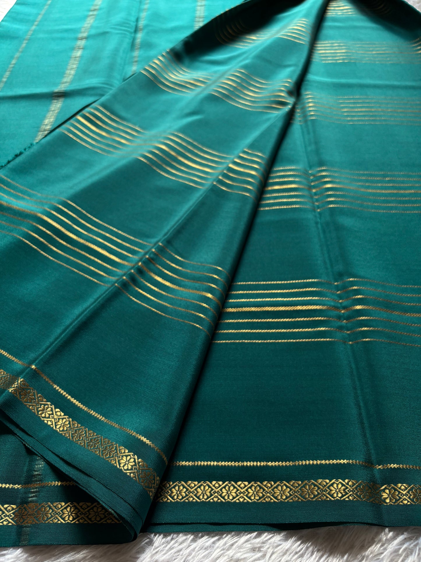 Aparanji : Solid Rama green