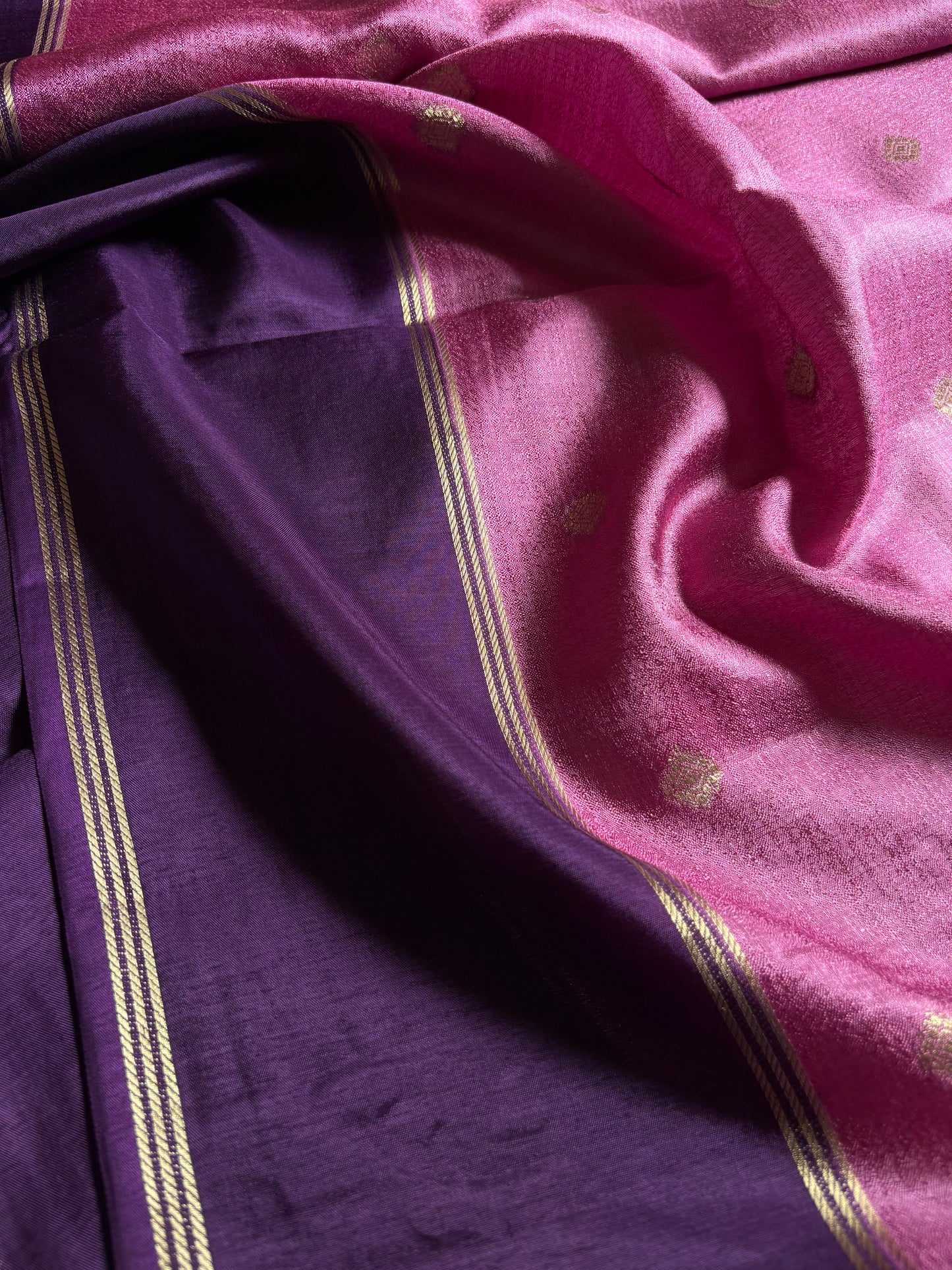 SS136 (2D) : Onion pink-violet