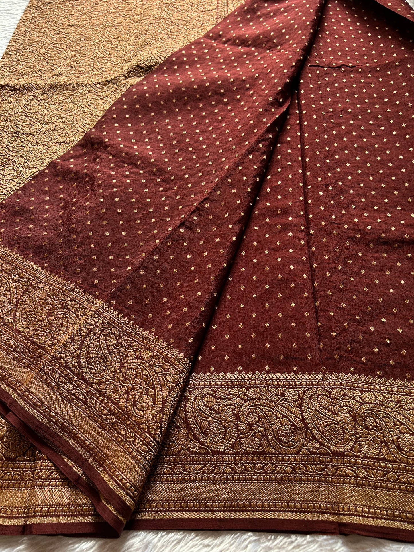 Menaka : Solid Chocolate brown