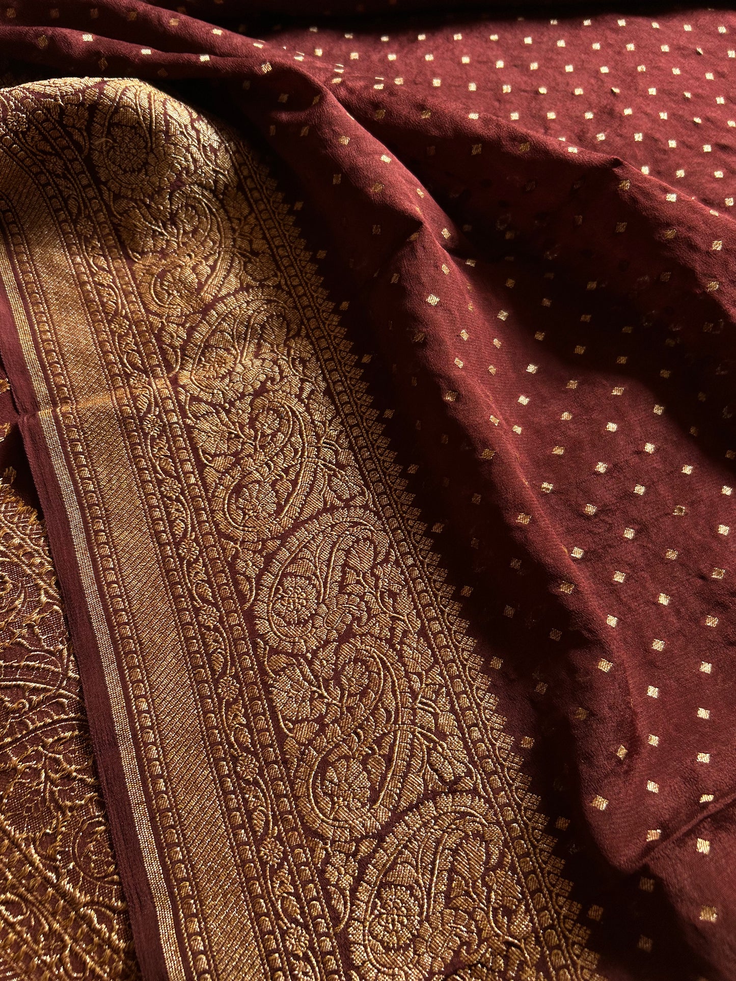 Menaka : Solid Chocolate brown