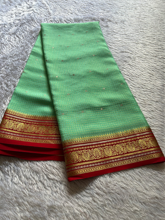 Haasini (2D) : Turquoise-red