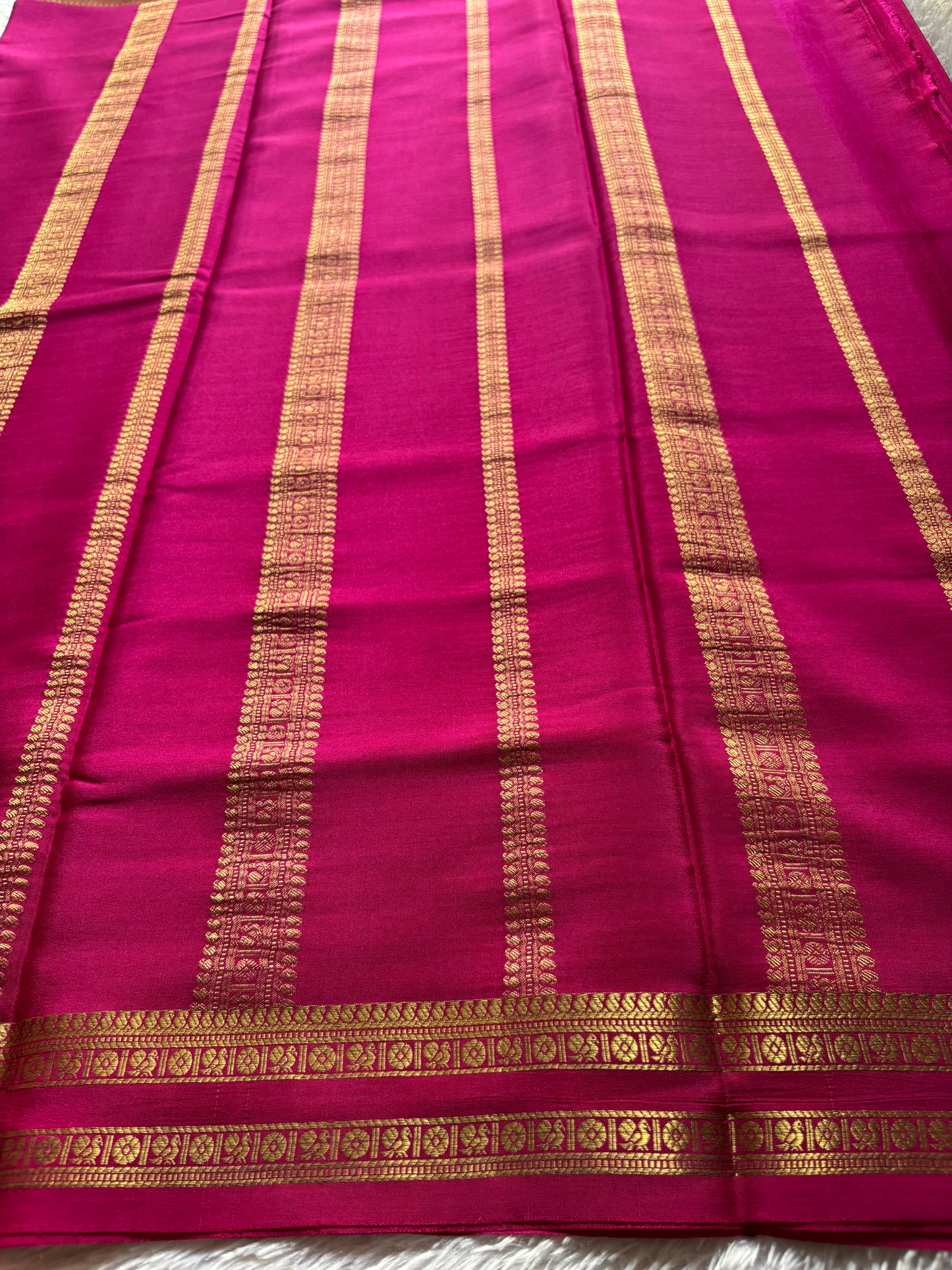 Ramani : Solid Rani pink