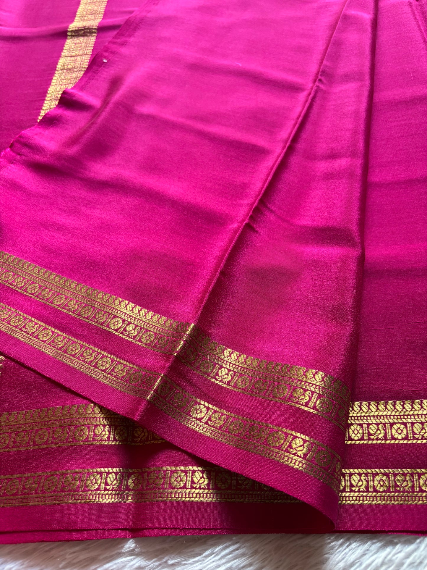 Ramani : Solid Rani pink