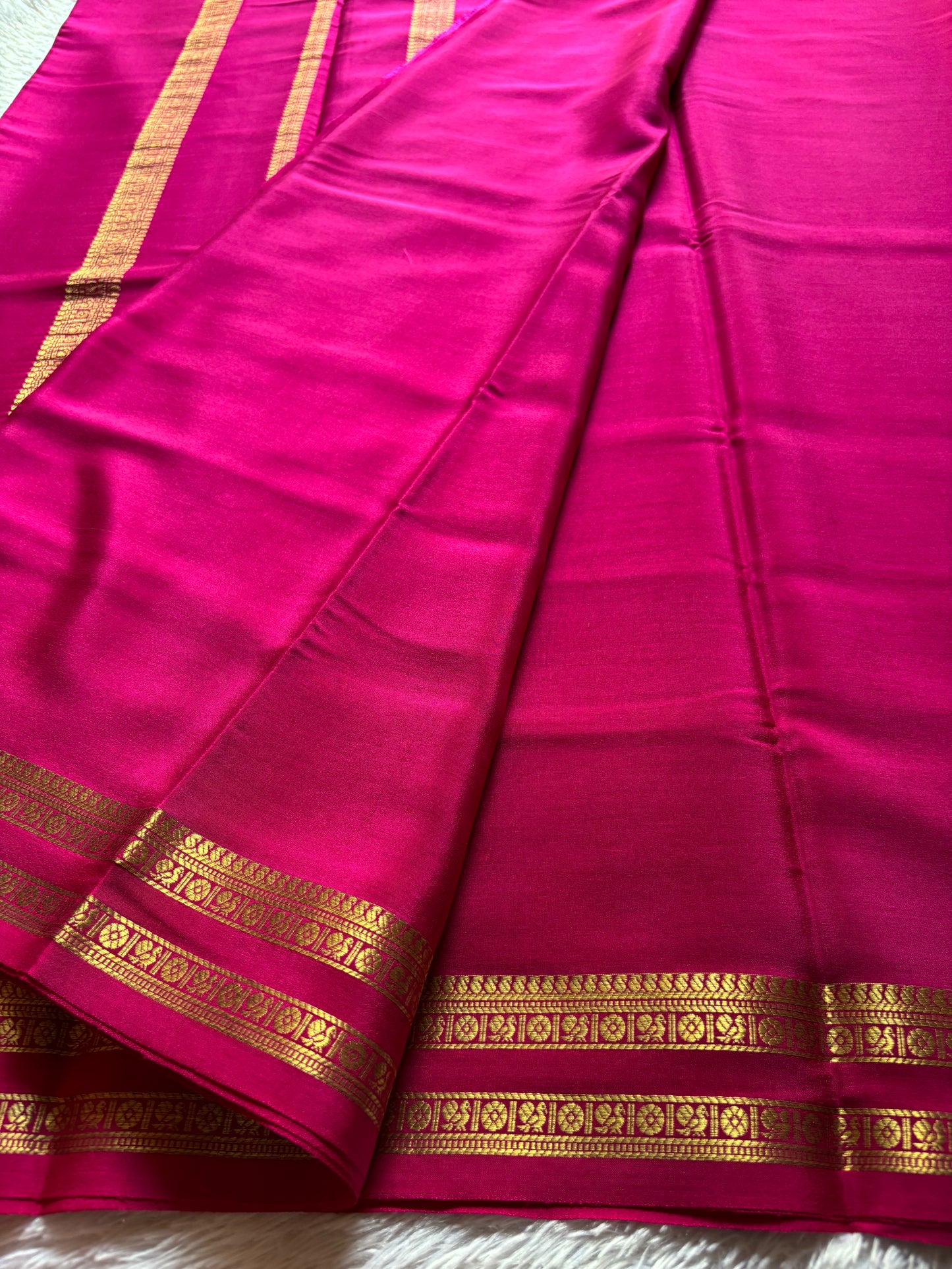 Ramani : Solid Rani pink