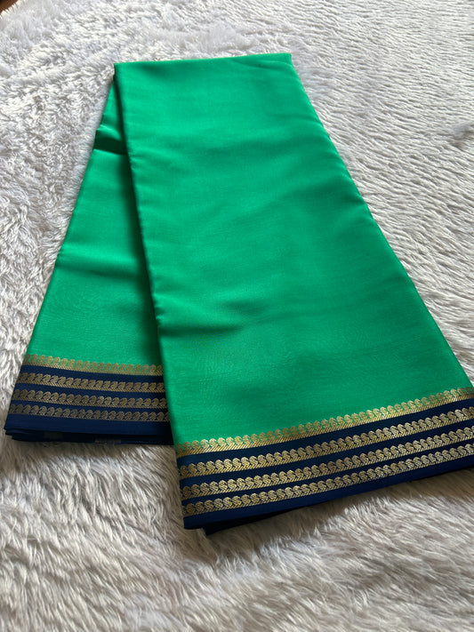 Aragini (2D) : Sea green-navy blue