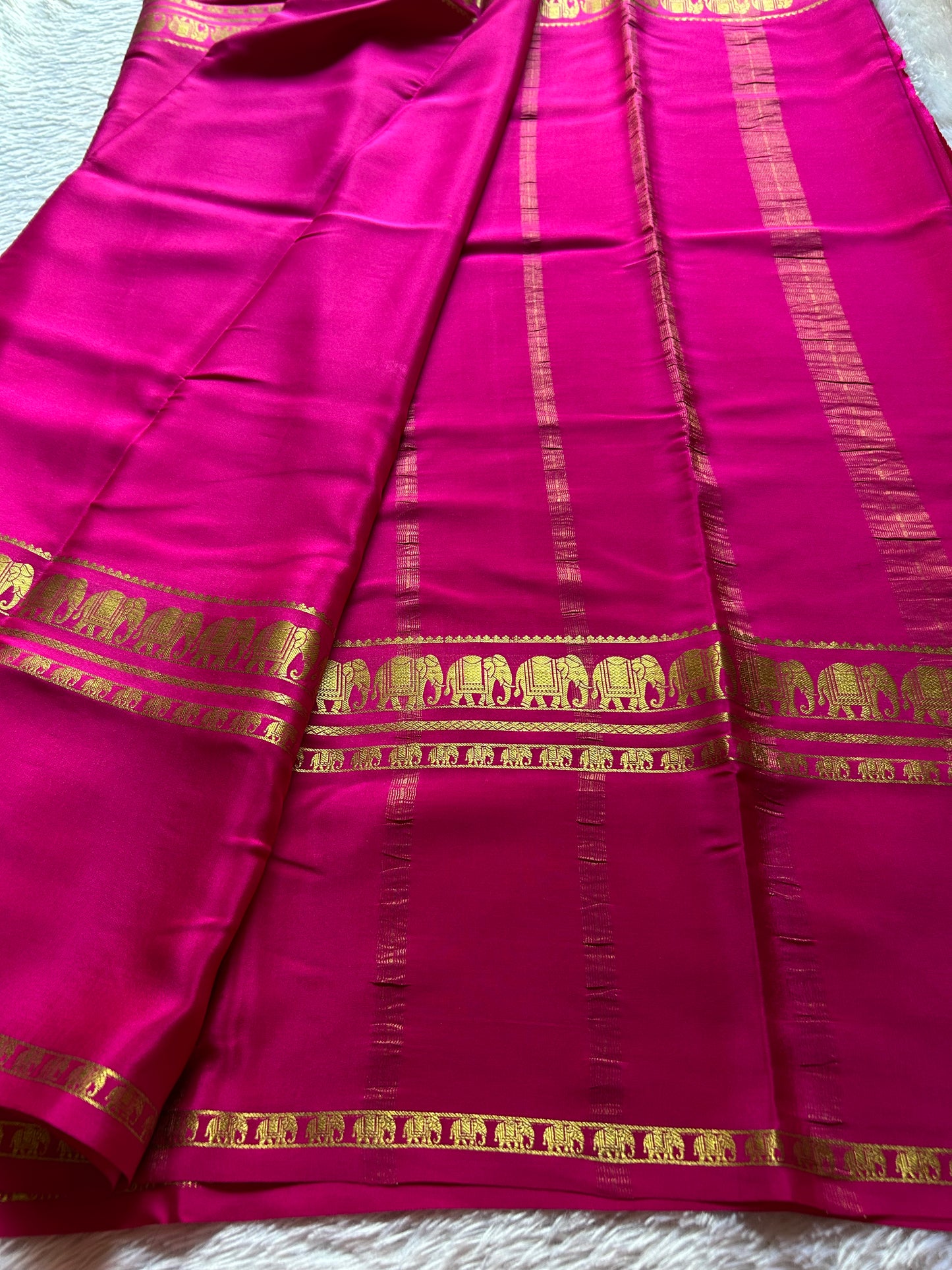 Prashanthi : Solid Pink