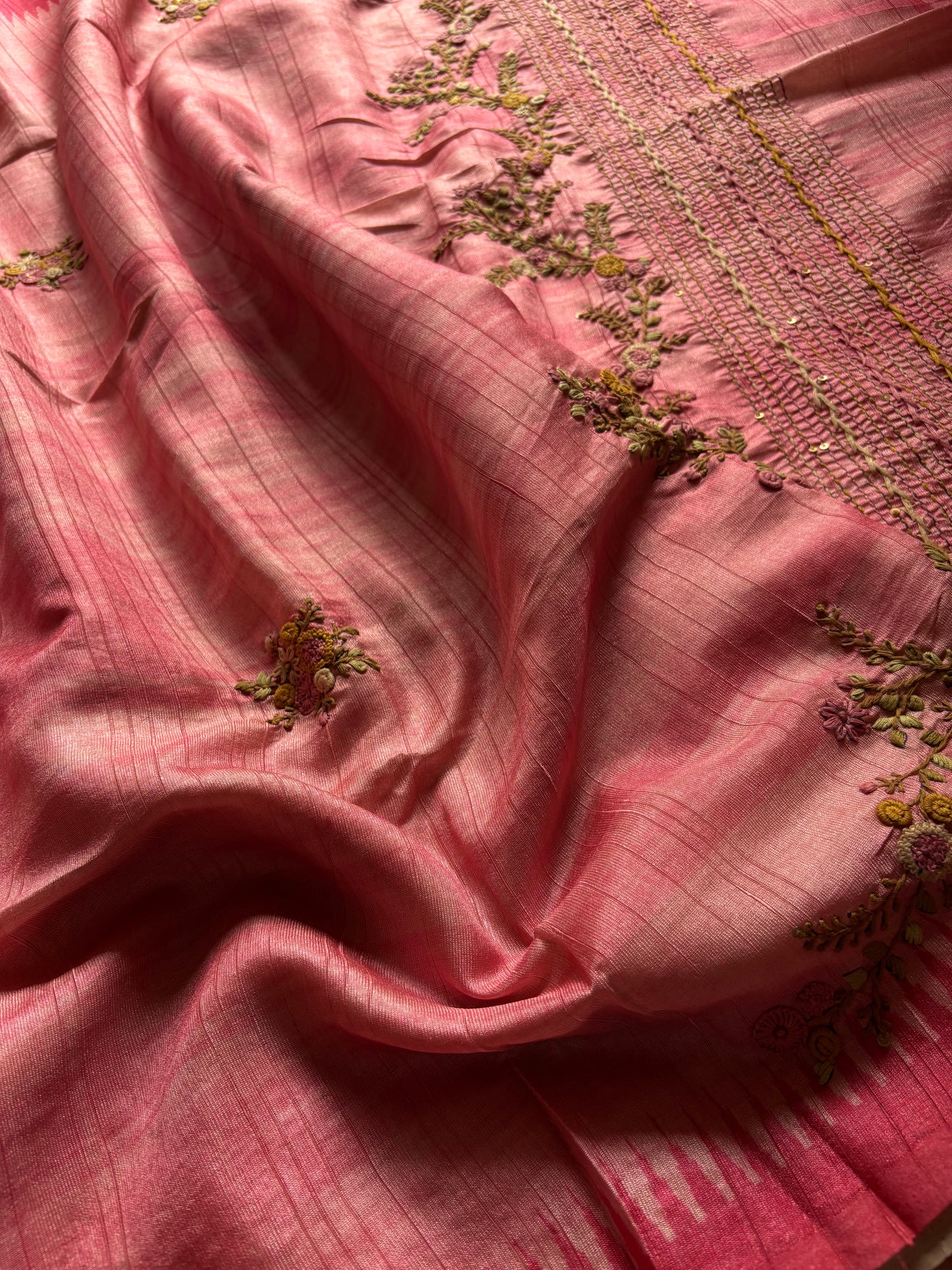 SS137 (2D) : Light pink-hot pink