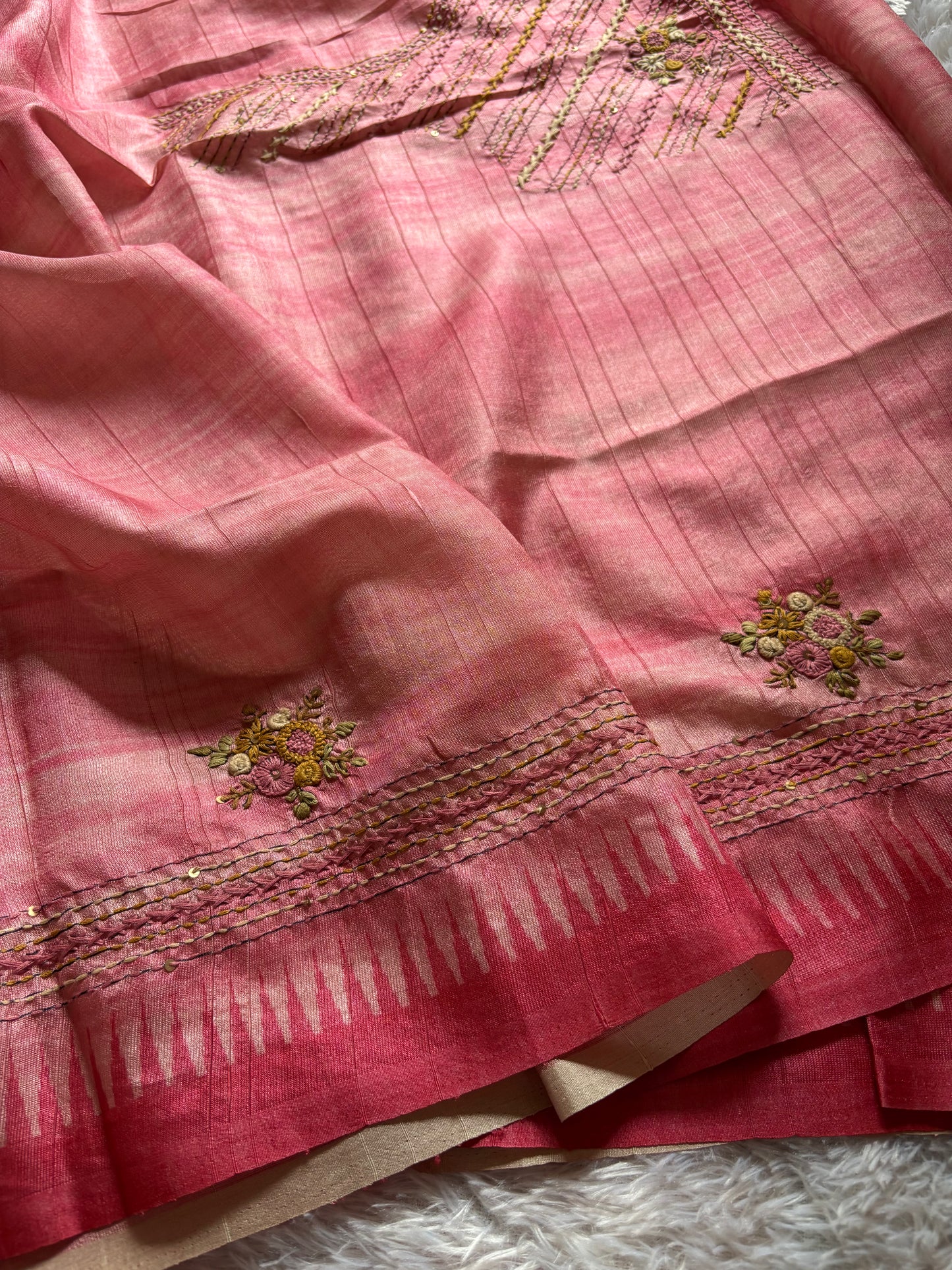 SS137 (2D) : Light pink-hot pink