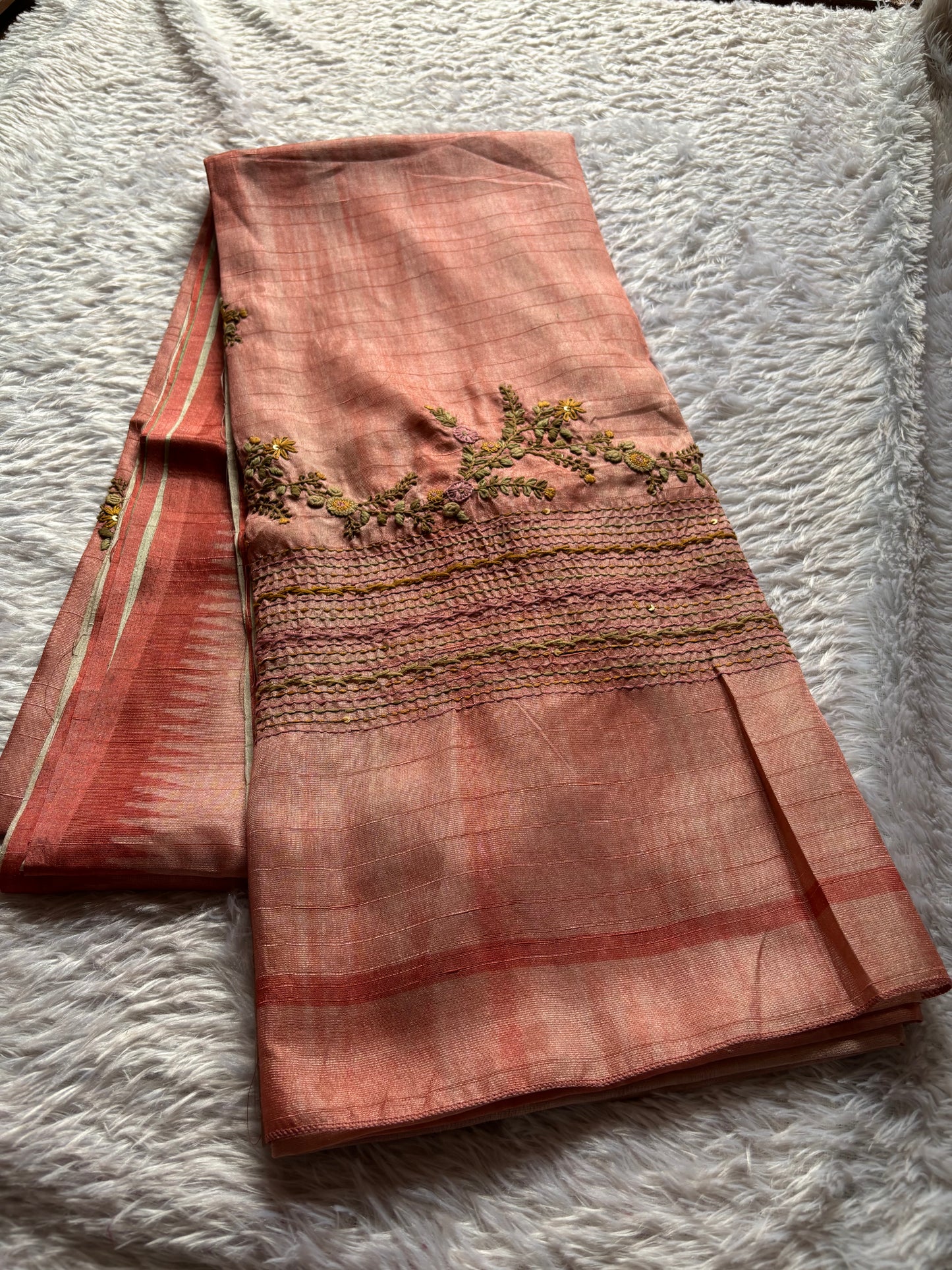 SS137 (2D) : Peach-rust