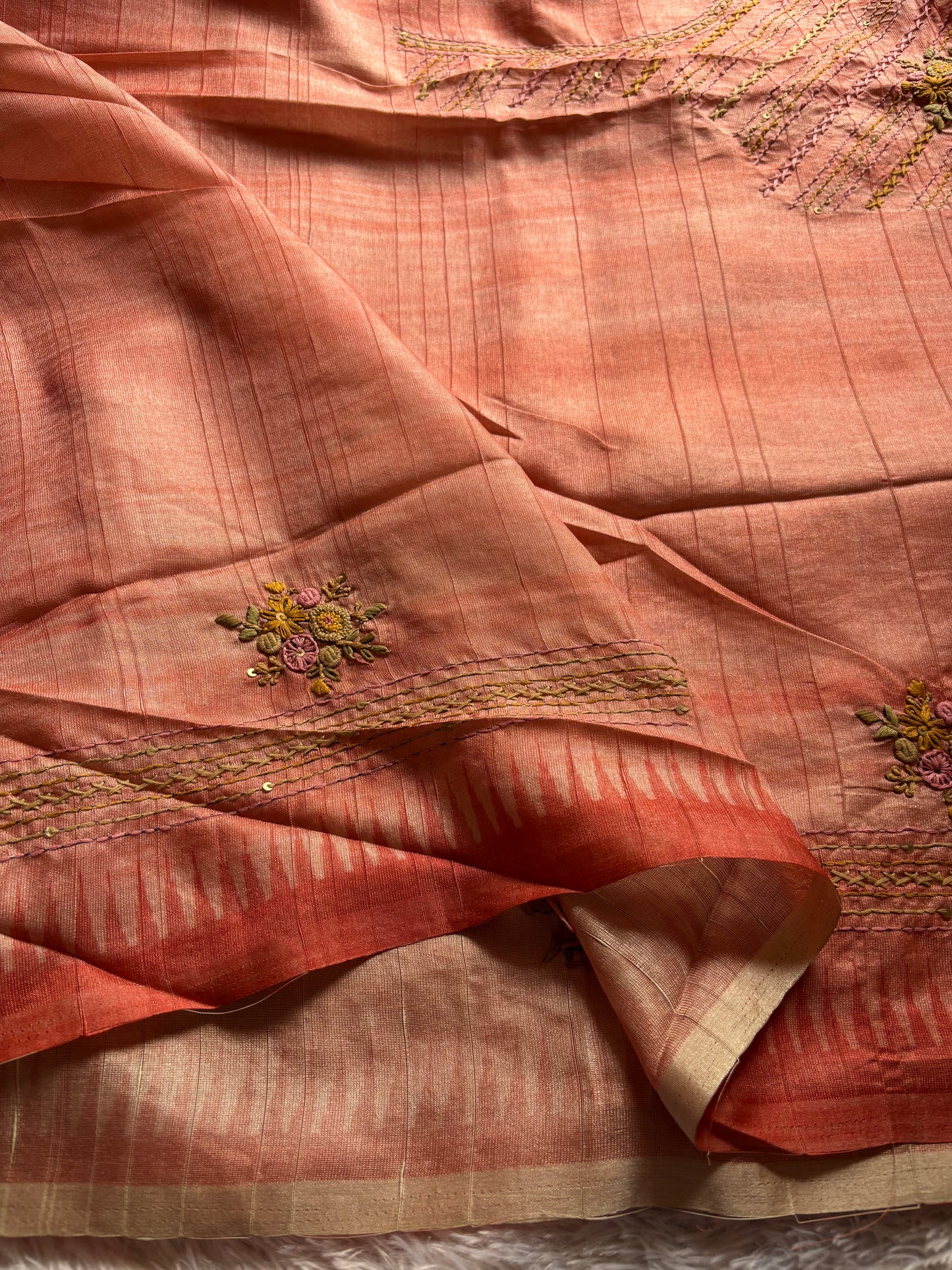 SS137 (2D) : Peach-rust