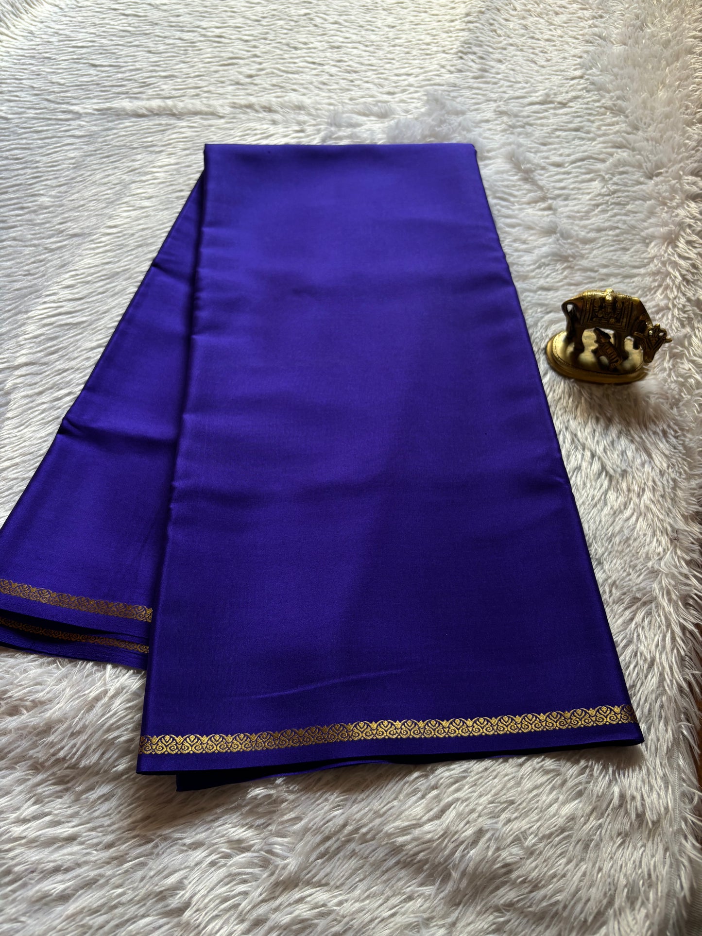 Kanasu : Solid Dark blue