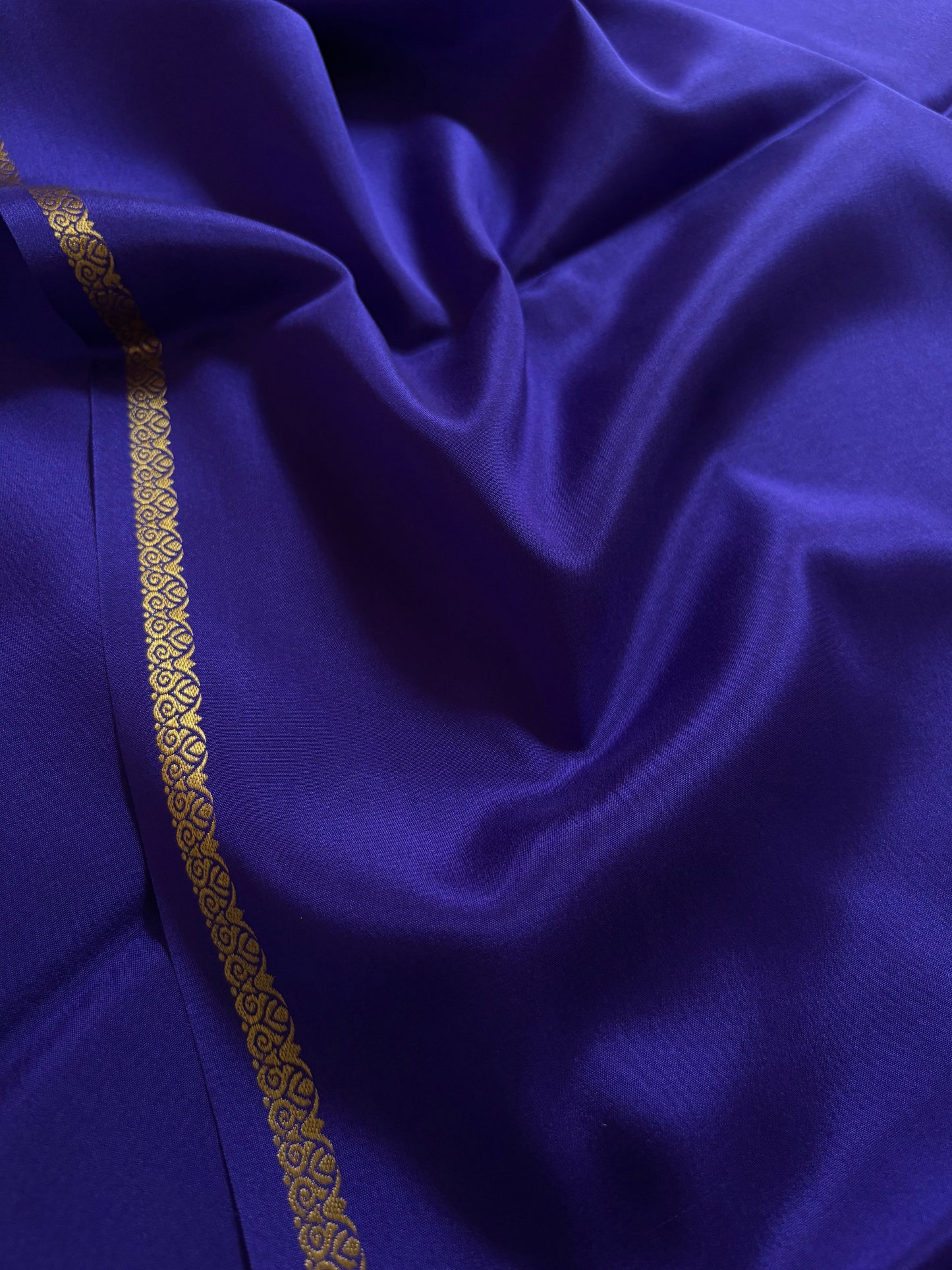 Kanasu : Solid Dark blue
