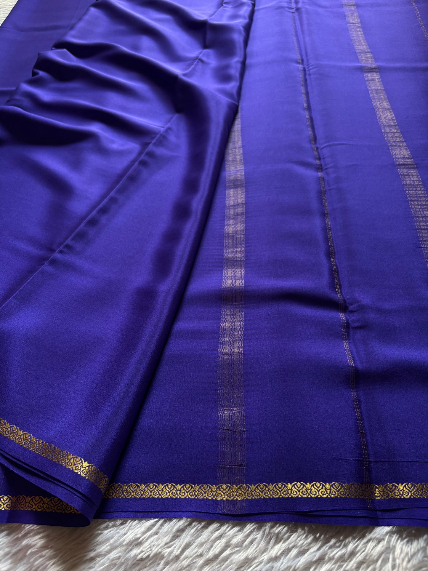 Kanasu : Solid Dark blue