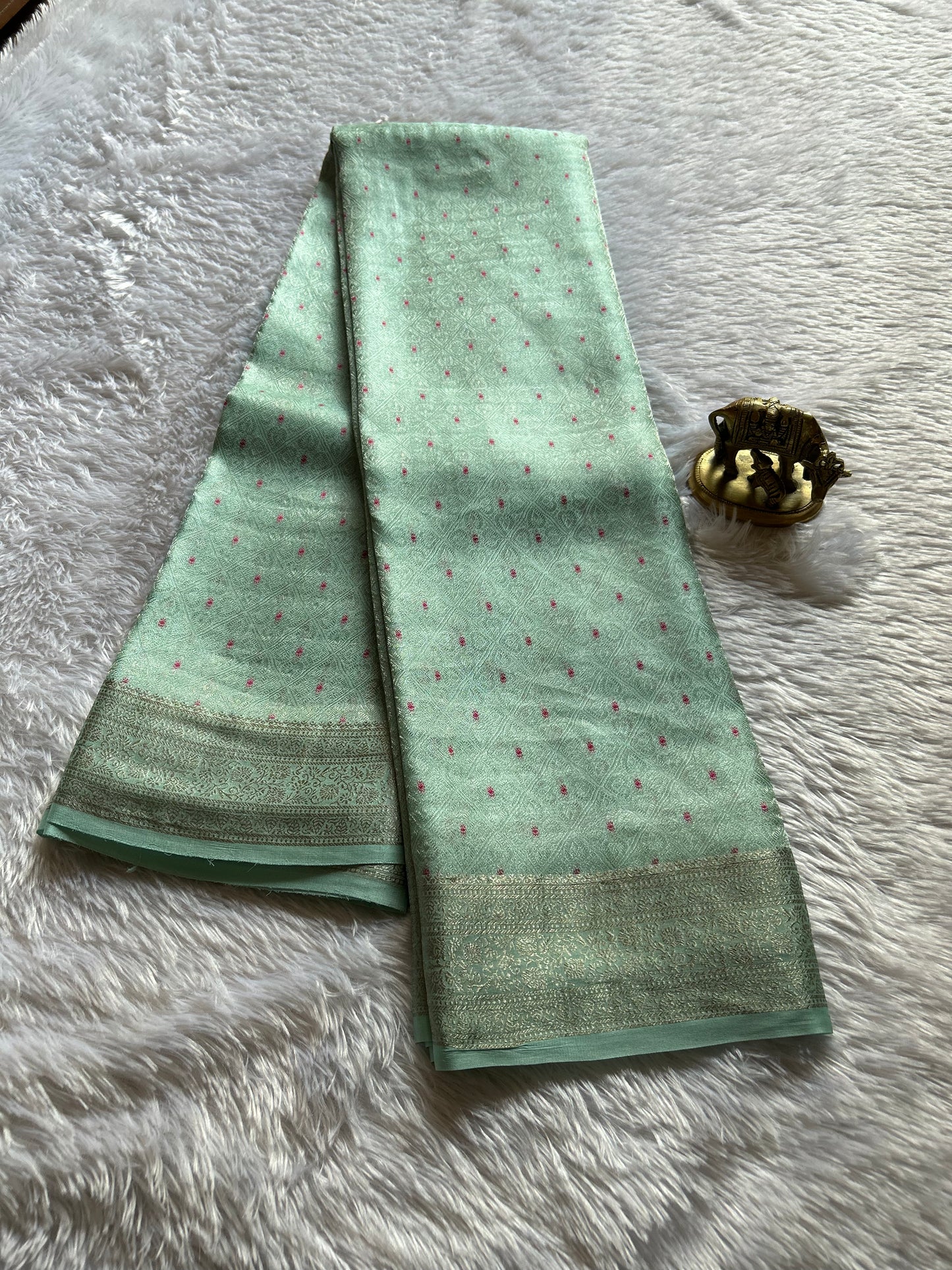 Nakshatra : Solid Pastel mint green