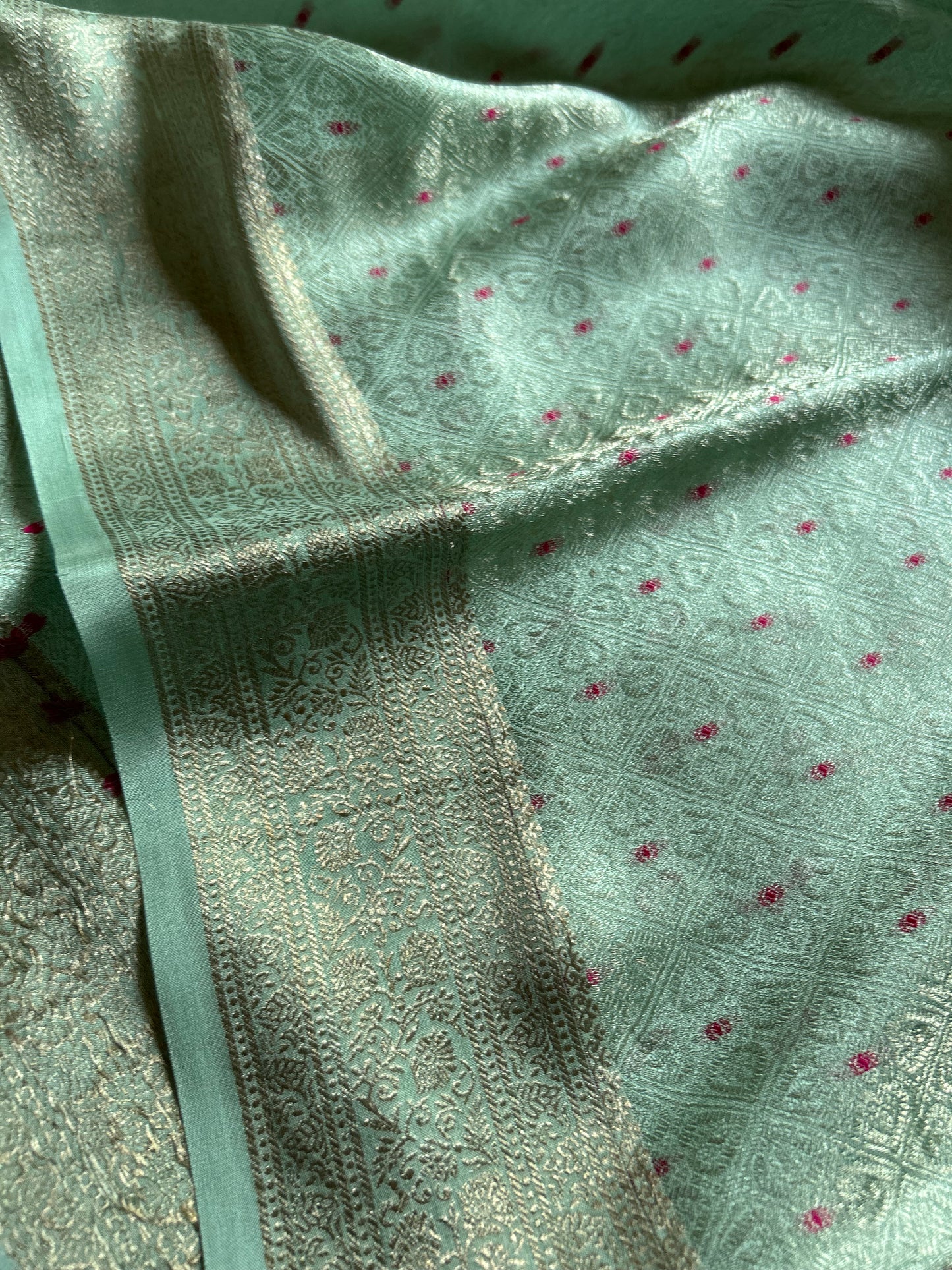 Nakshatra : Solid Pastel mint green