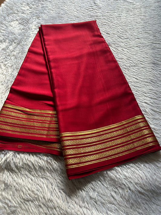 Pushpa : Solid red