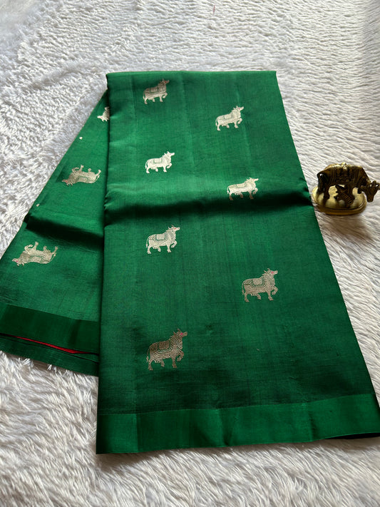 Anupama : Solid Dark green