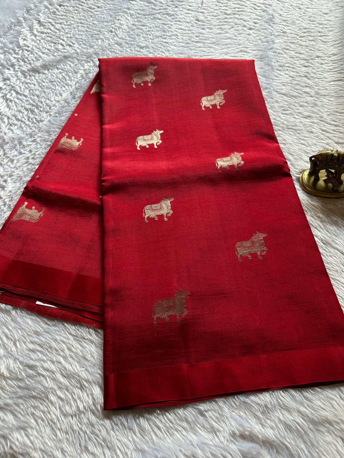 Anupama : Solid Red