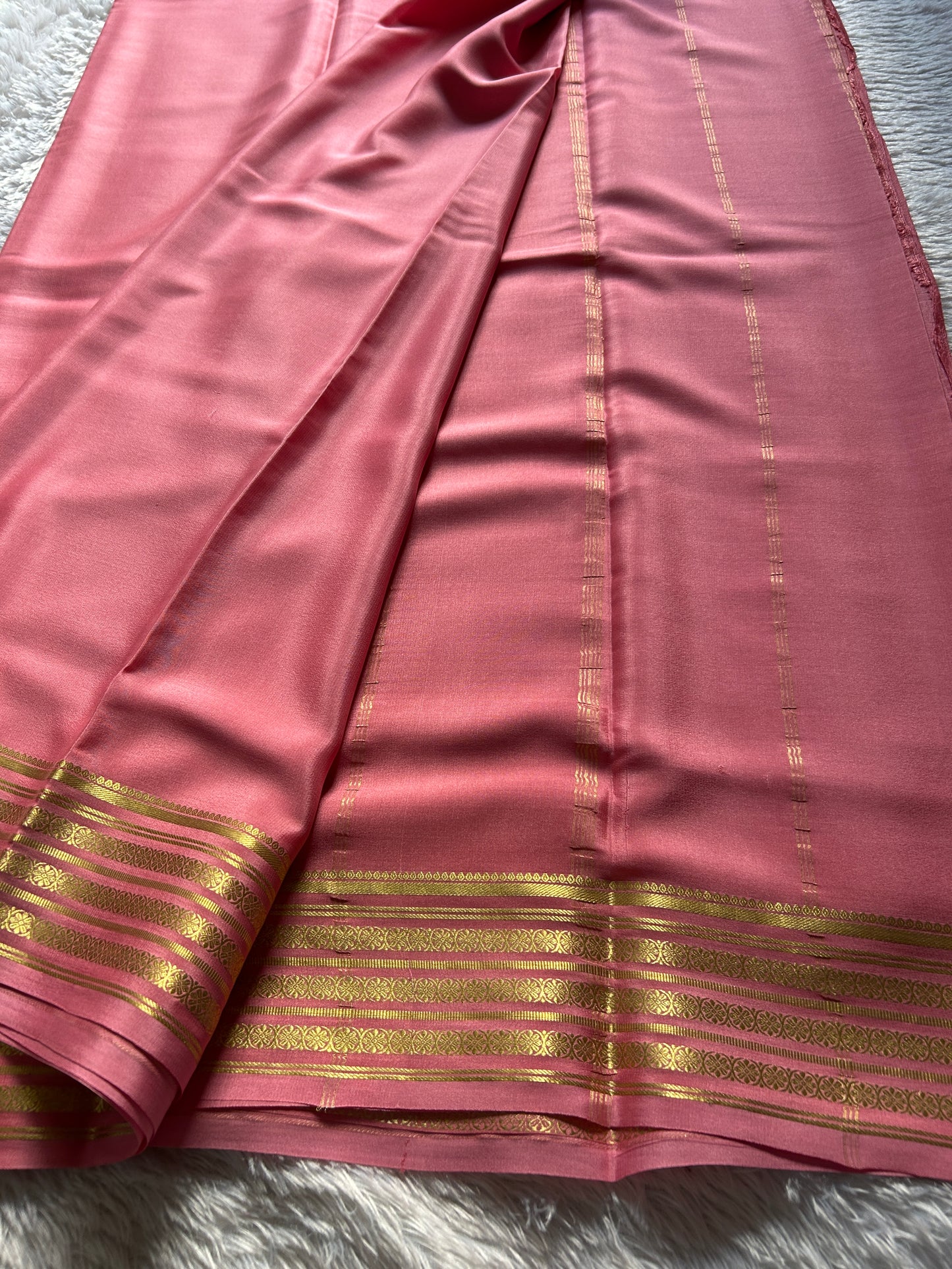 Pushpa : Solid petal pink